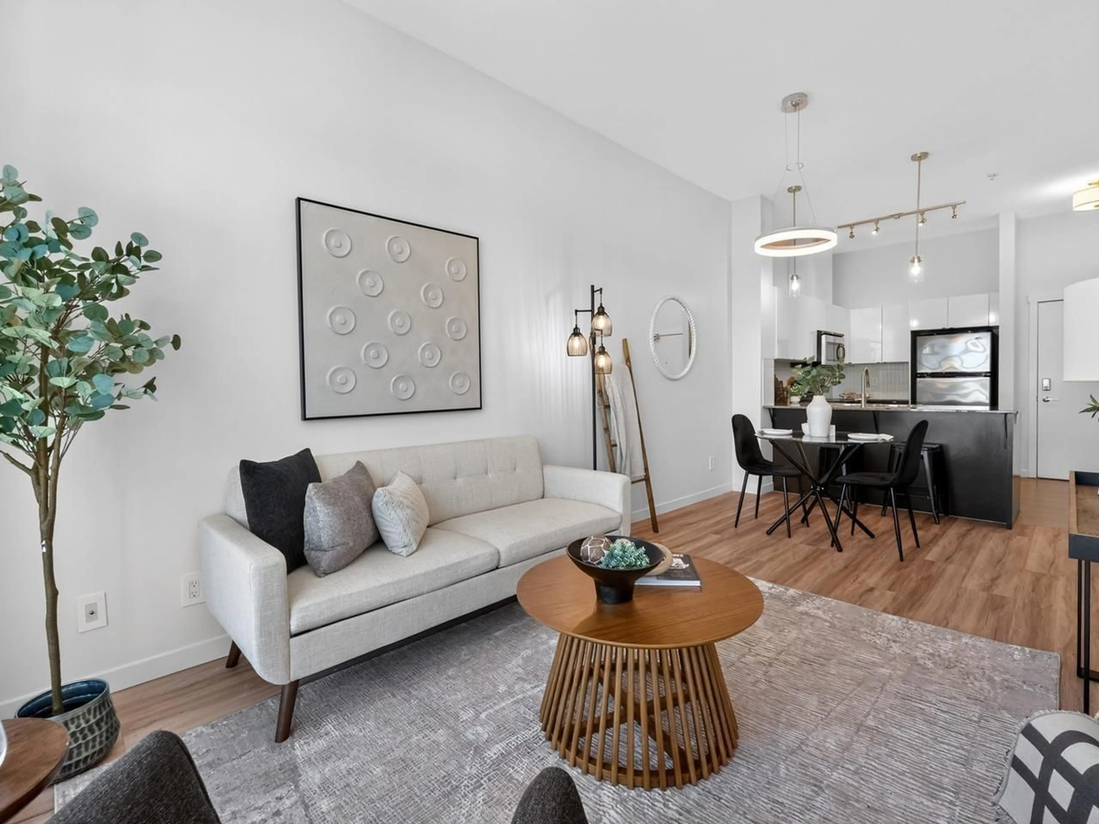 Living room with furniture, unknown for 514 - 13733 107A STREET, Surrey British Columbia V3T0B7