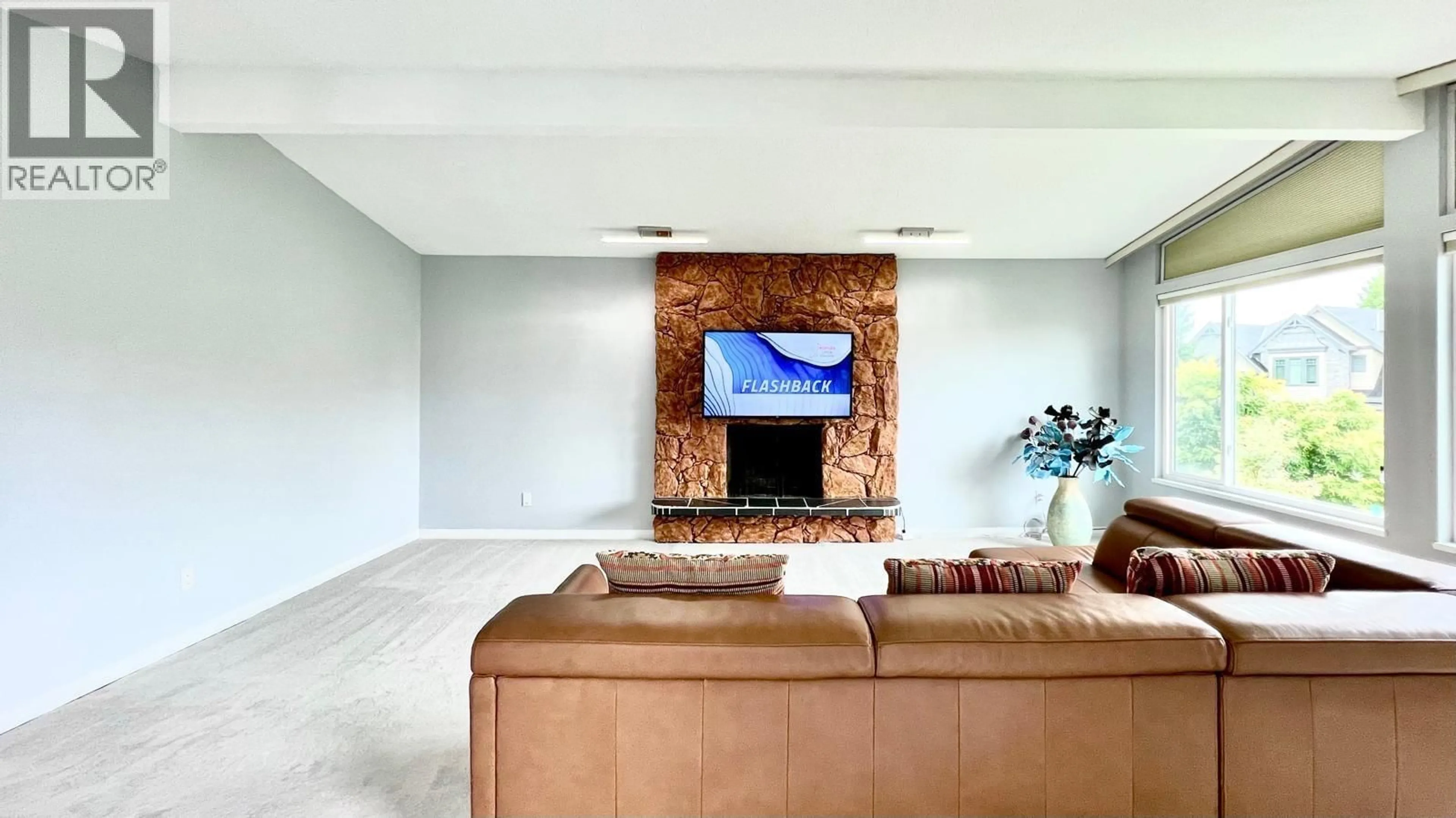 Home theater for 3071 SALTSPRING COURT, Richmond British Columbia V7C1W3