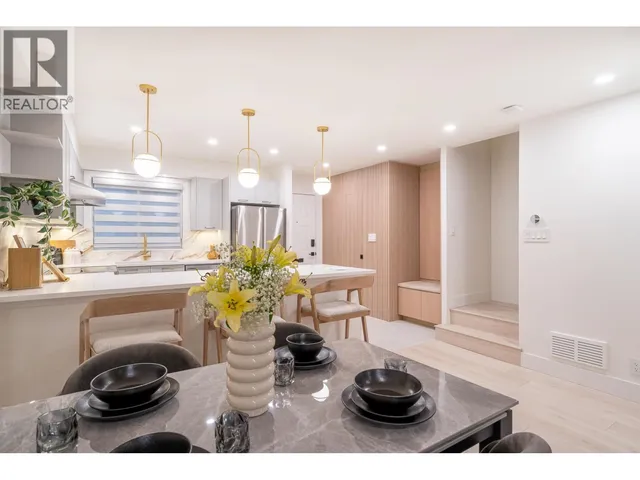 2078 SPRINGER AVENUE, Burnaby 3