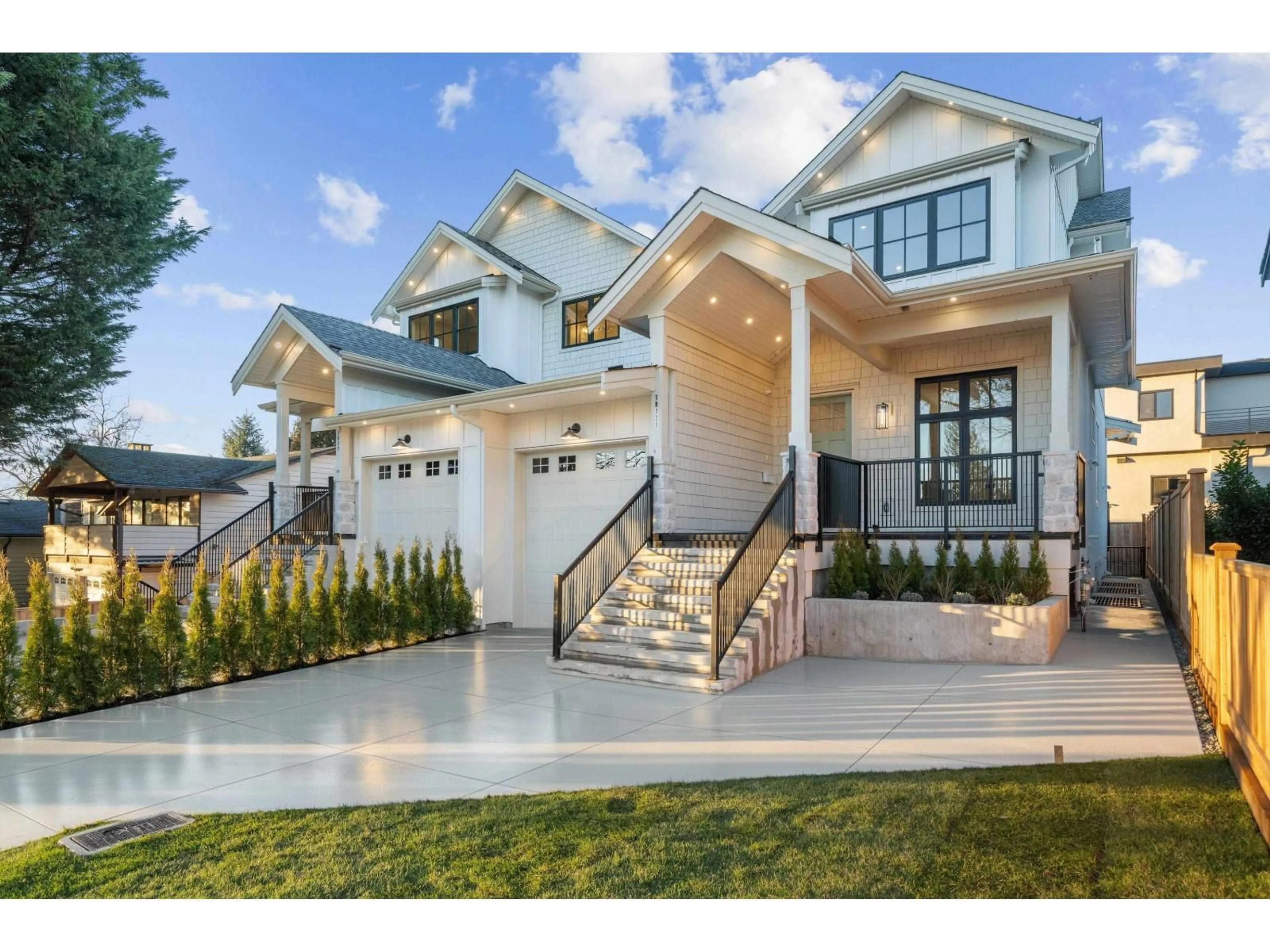 Home with vinyl exterior material, street for 102 - 18171 59 AVENUE, Surrey British Columbia V3S5R8