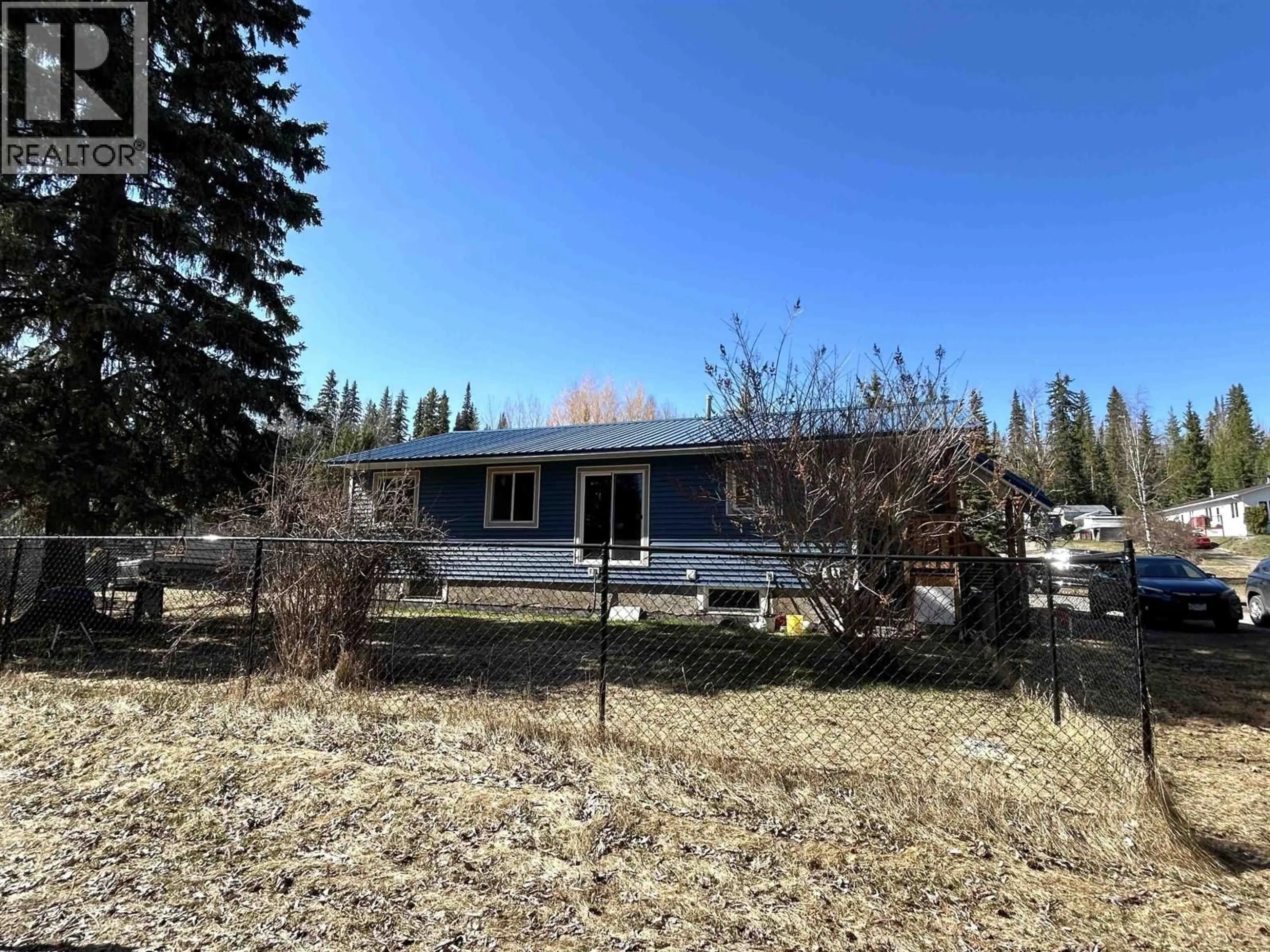 A pic from outside/outdoor area/front of a property/back of a property/a pic from drone, unknown for 2008 SOMMERVILLE ROAD, Prince George British Columbia V2N6T6