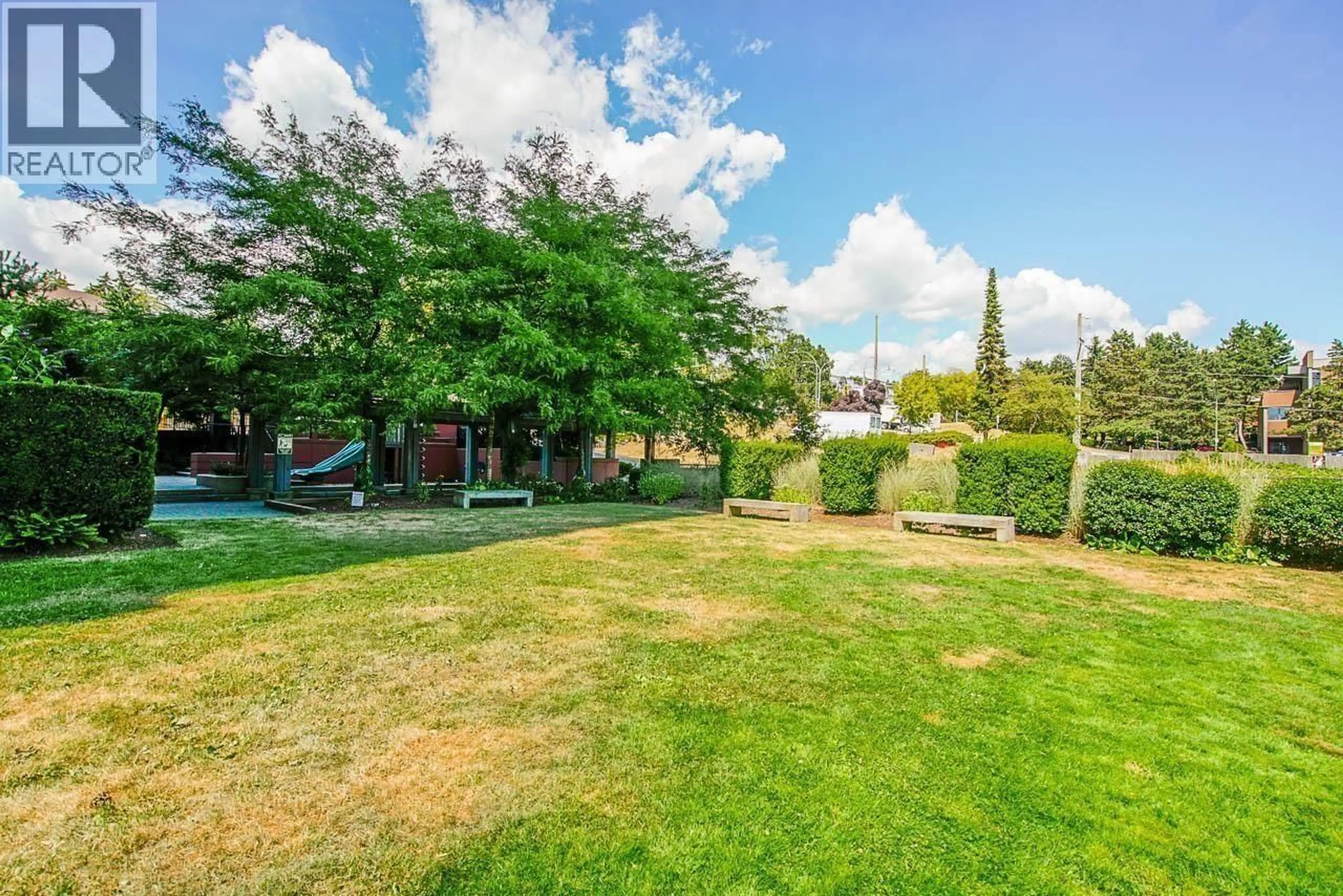 Patio, unknown for 606 - 814 ROYAL AVENUE, New Westminster British Columbia V3M1J9