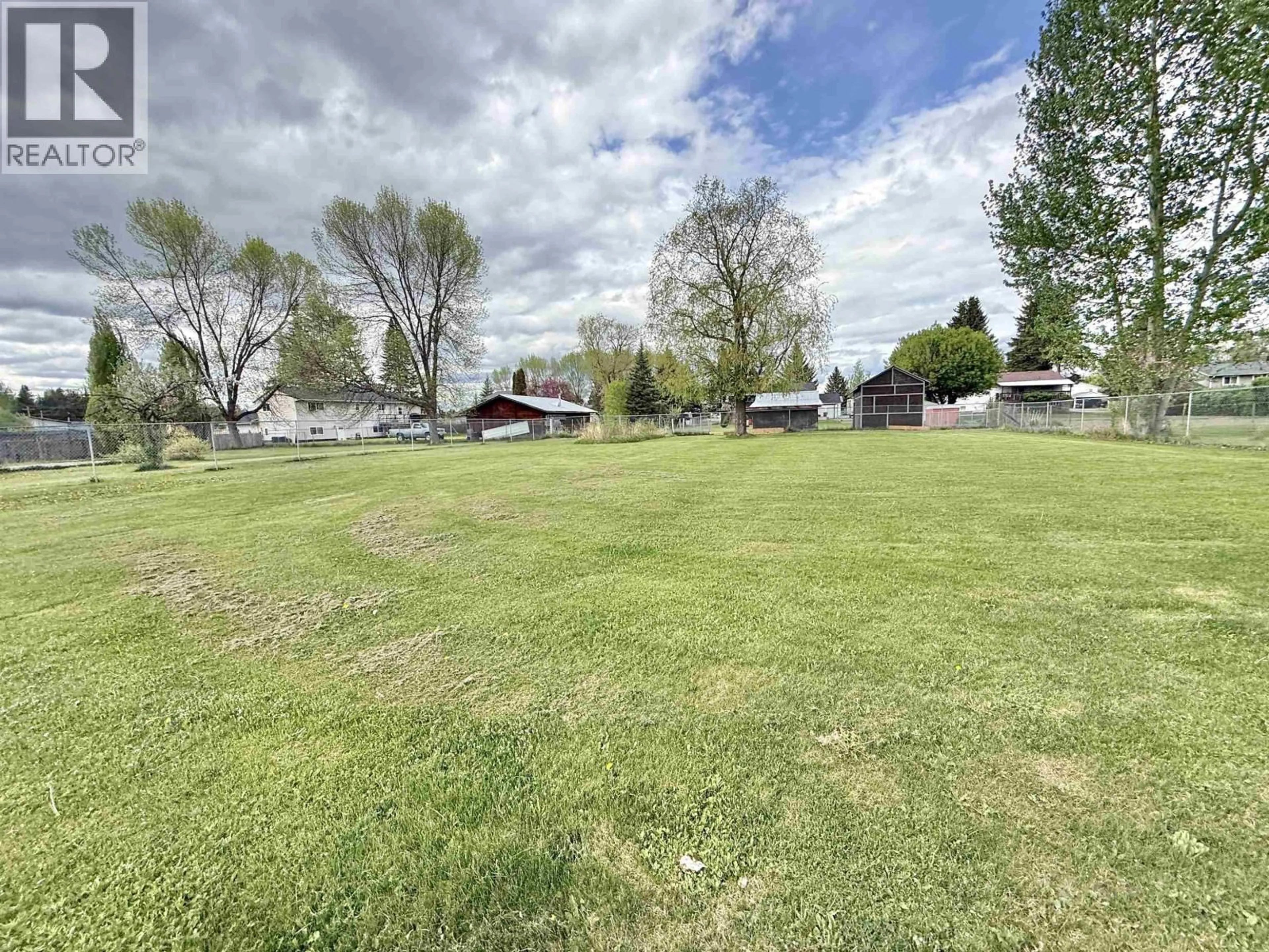 A pic from outside/outdoor area/front of a property/back of a property/a pic from drone, unknown for 2438 SING STREET, Quesnel British Columbia V2J4P7