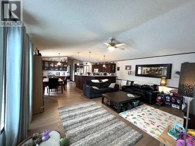 5506 PINE CRESCENT, Fort Nelson 4