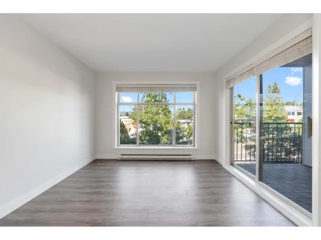 215 - 13555 GATEWAY DRIVE, Surrey 3