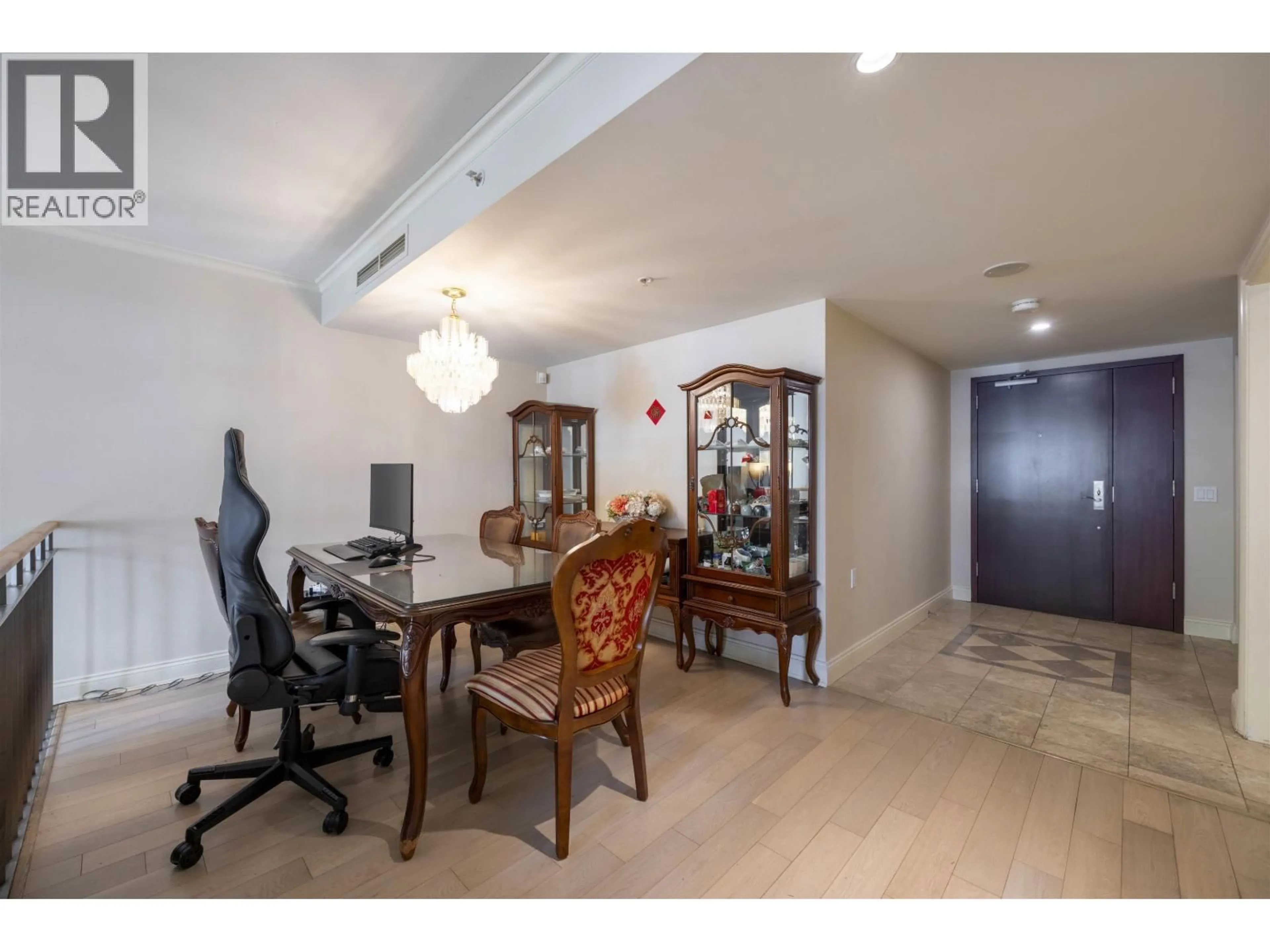Unknown for 205 - 638 45TH AVENUE, Vancouver British Columbia V5Z4R8