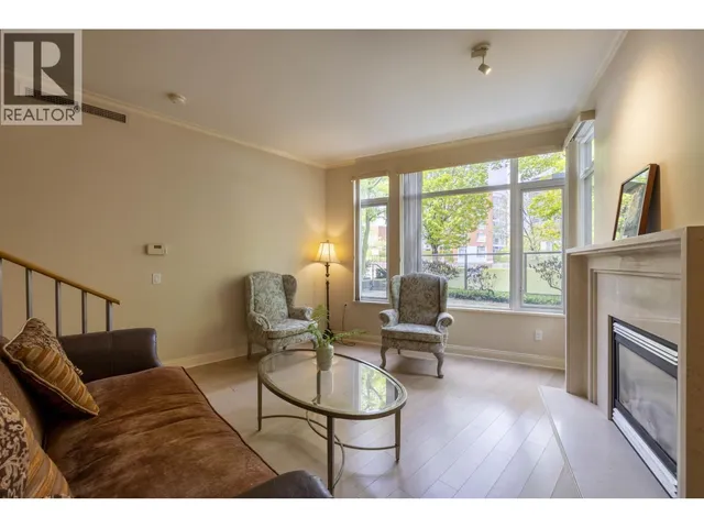 205 - 638 45TH AVENUE, Vancouver 5