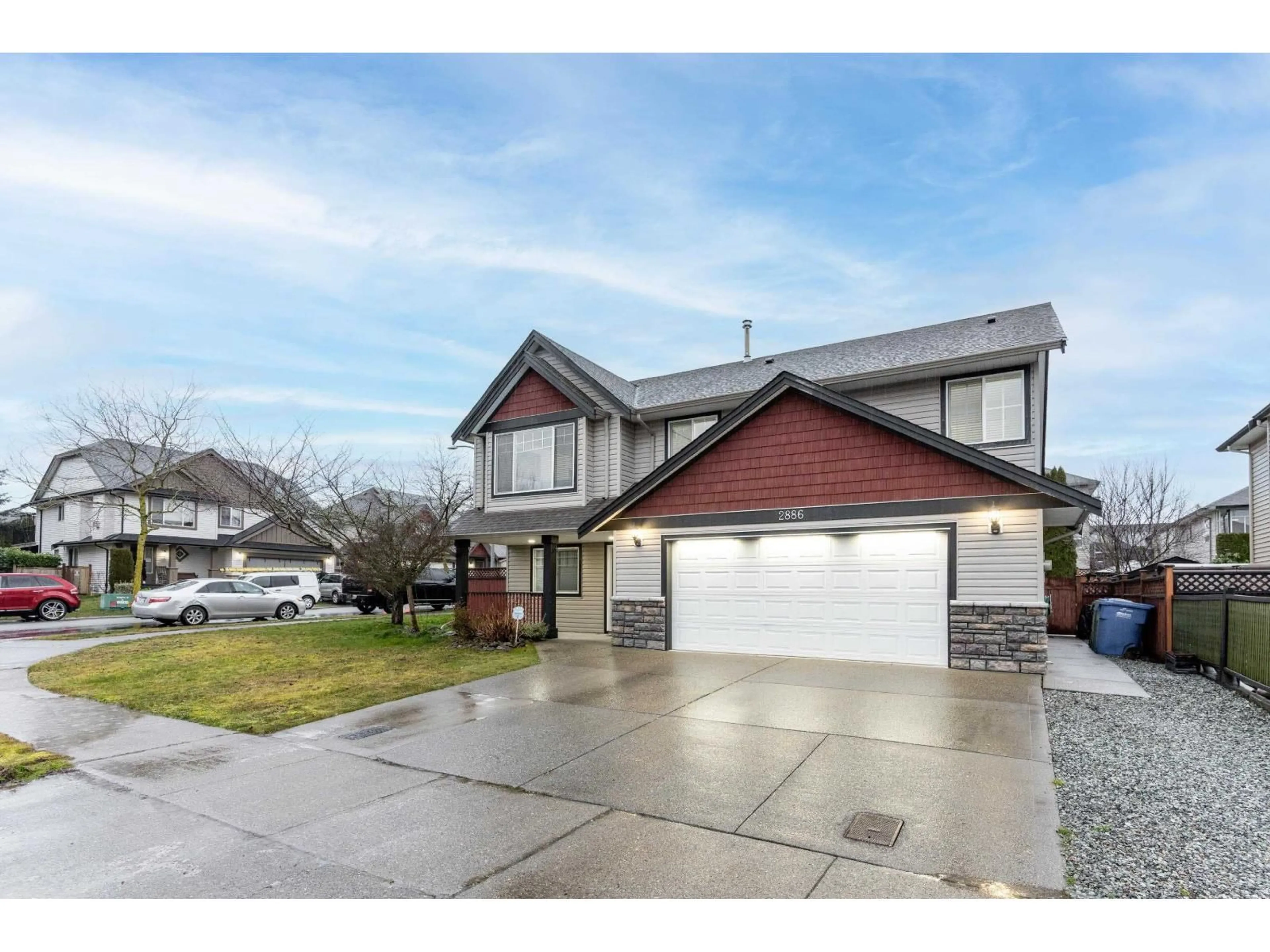Home with vinyl exterior material, street for 2886 BOXCAR STREET, Abbotsford British Columbia V4X2S5