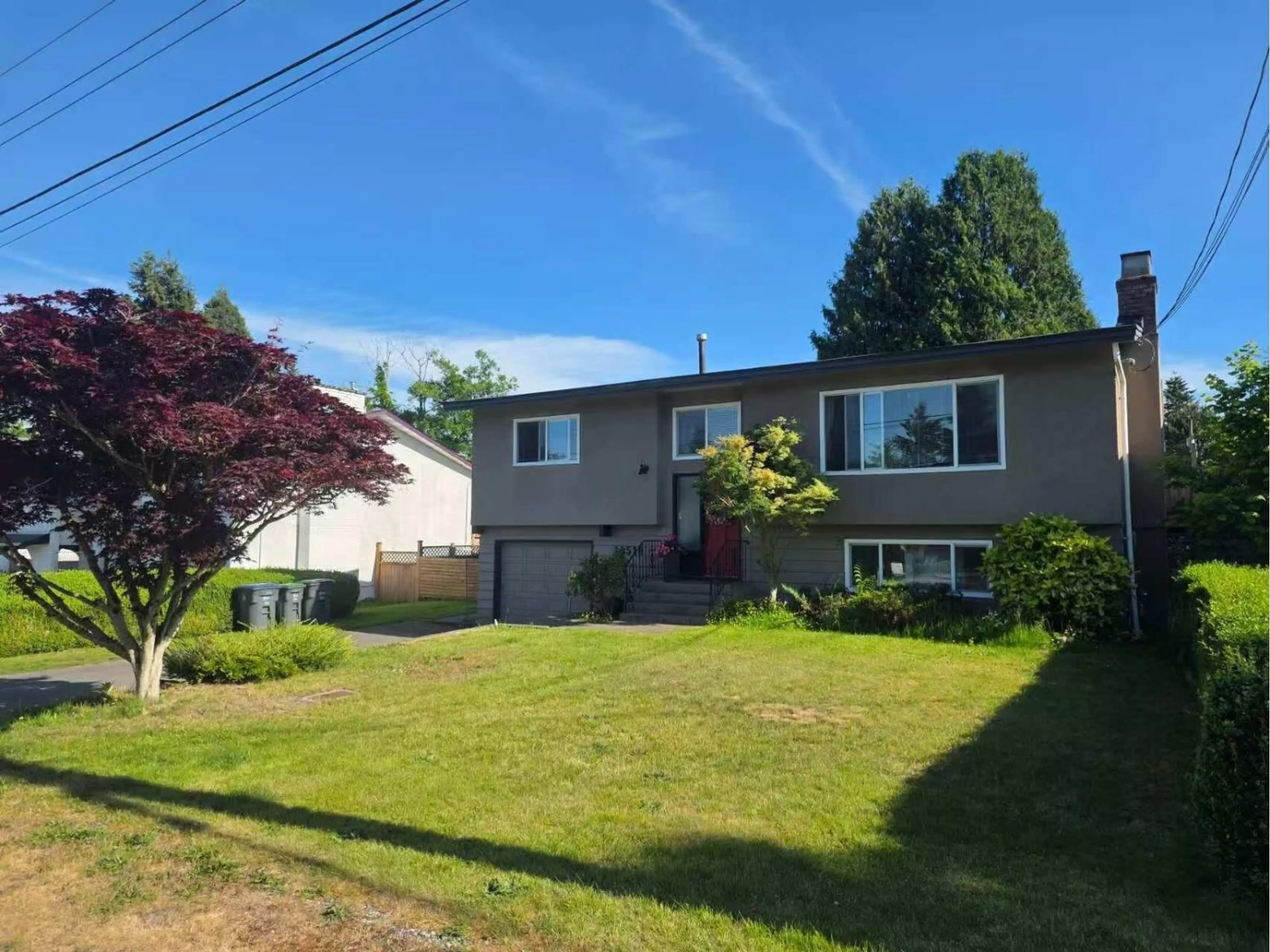 Home with vinyl exterior material, street for 15516 17 AVENUE, Surrey British Columbia V4A1V2