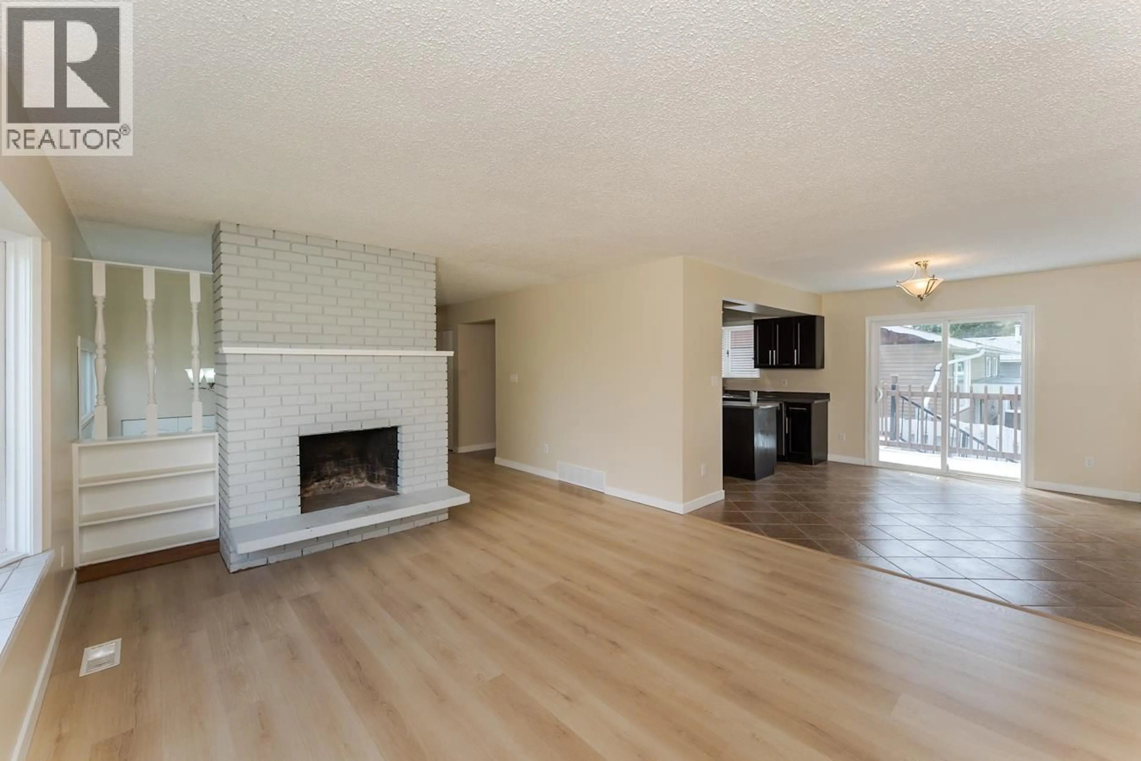 A pic of a room for 4143 22ND AVENUE, Prince George British Columbia V2N3N3
