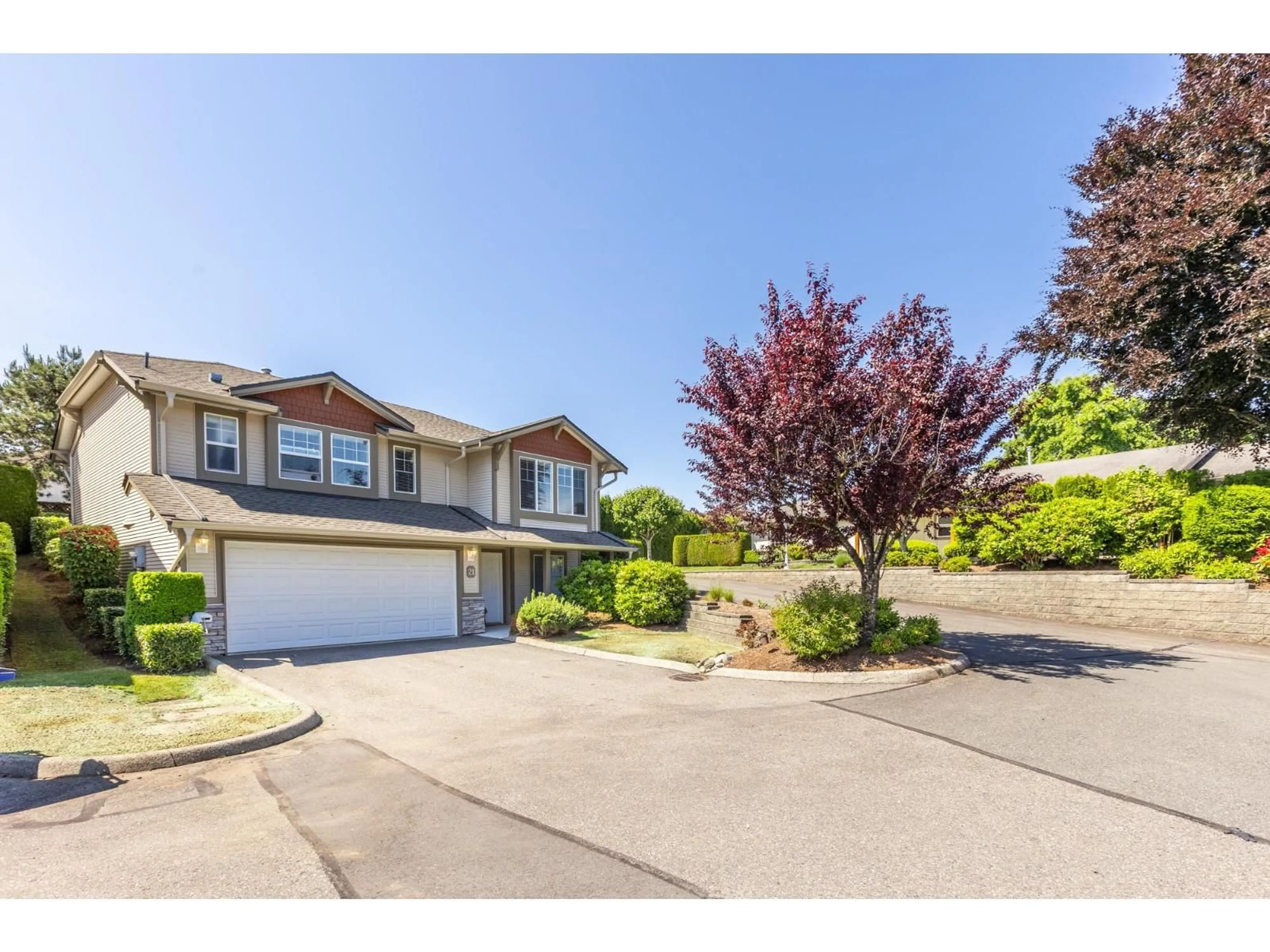 A pic from outside/outdoor area/front of a property/back of a property/a pic from drone, street for 21 - 3635 BLUE JAY STREET, Abbotsford British Columbia V2T6T3