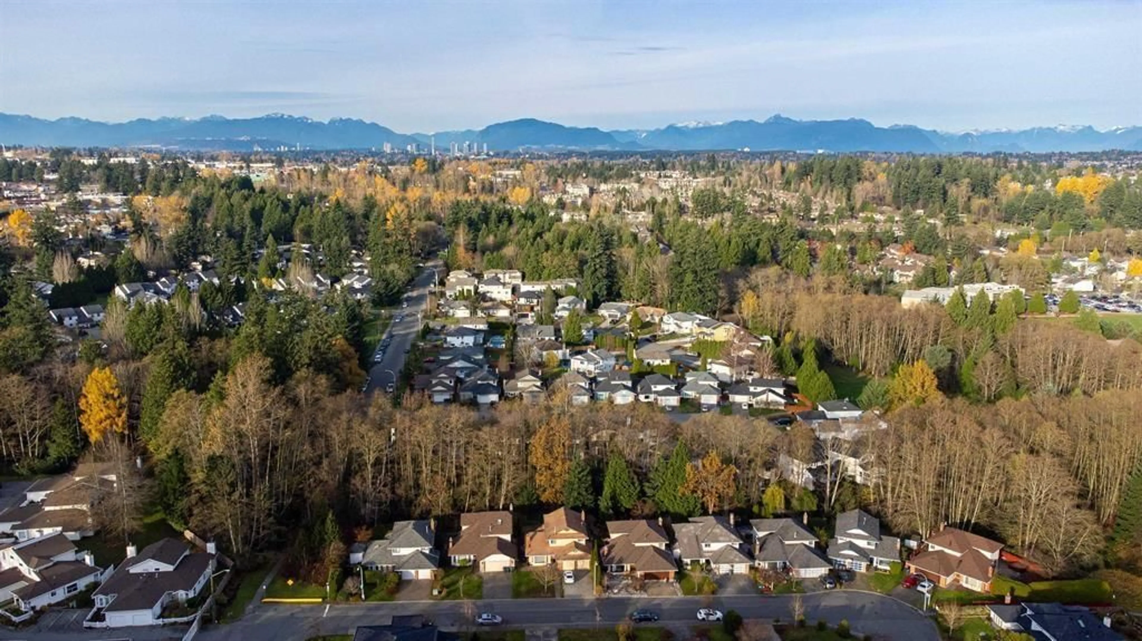 A pic from outside/outdoor area/front of a property/back of a property/a pic from drone, mountain view for 6446 138 STREET, Surrey British Columbia V3W5G6