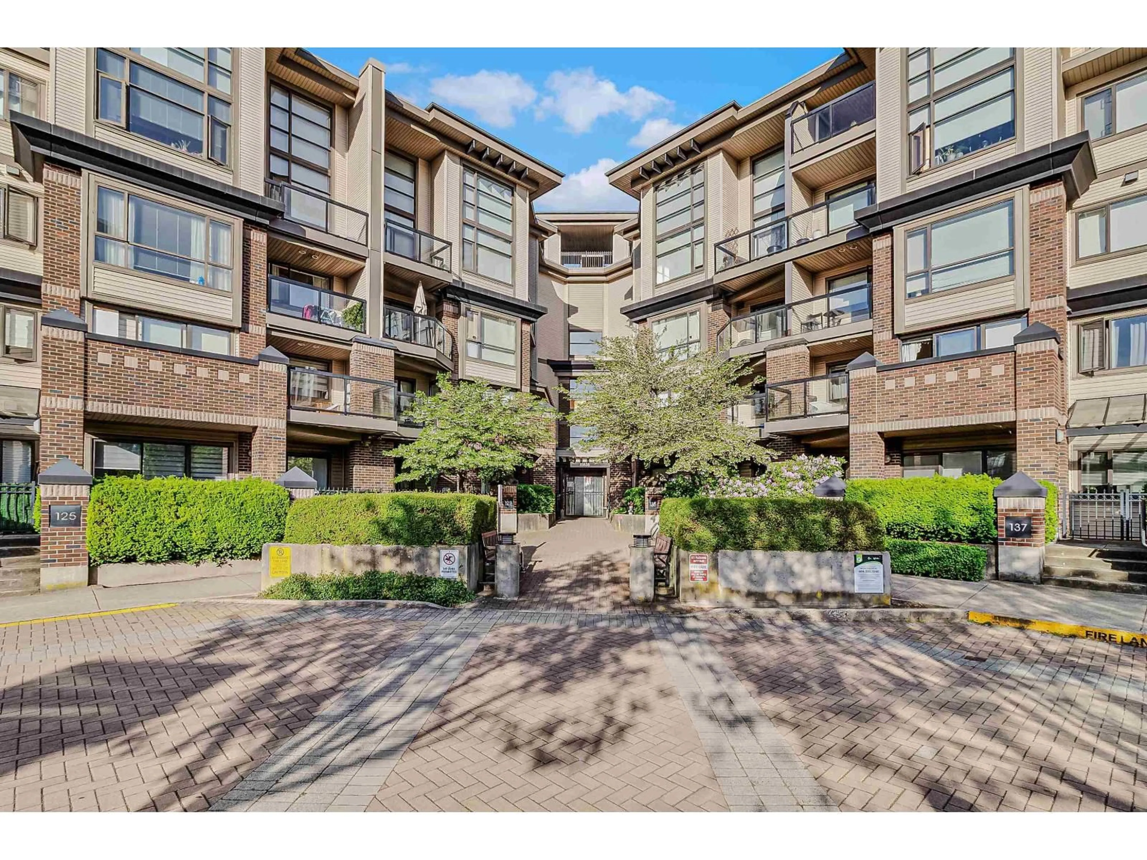 Unknown for 331 - 10838 CITY PARKWAY, Surrey British Columbia V3T5X9