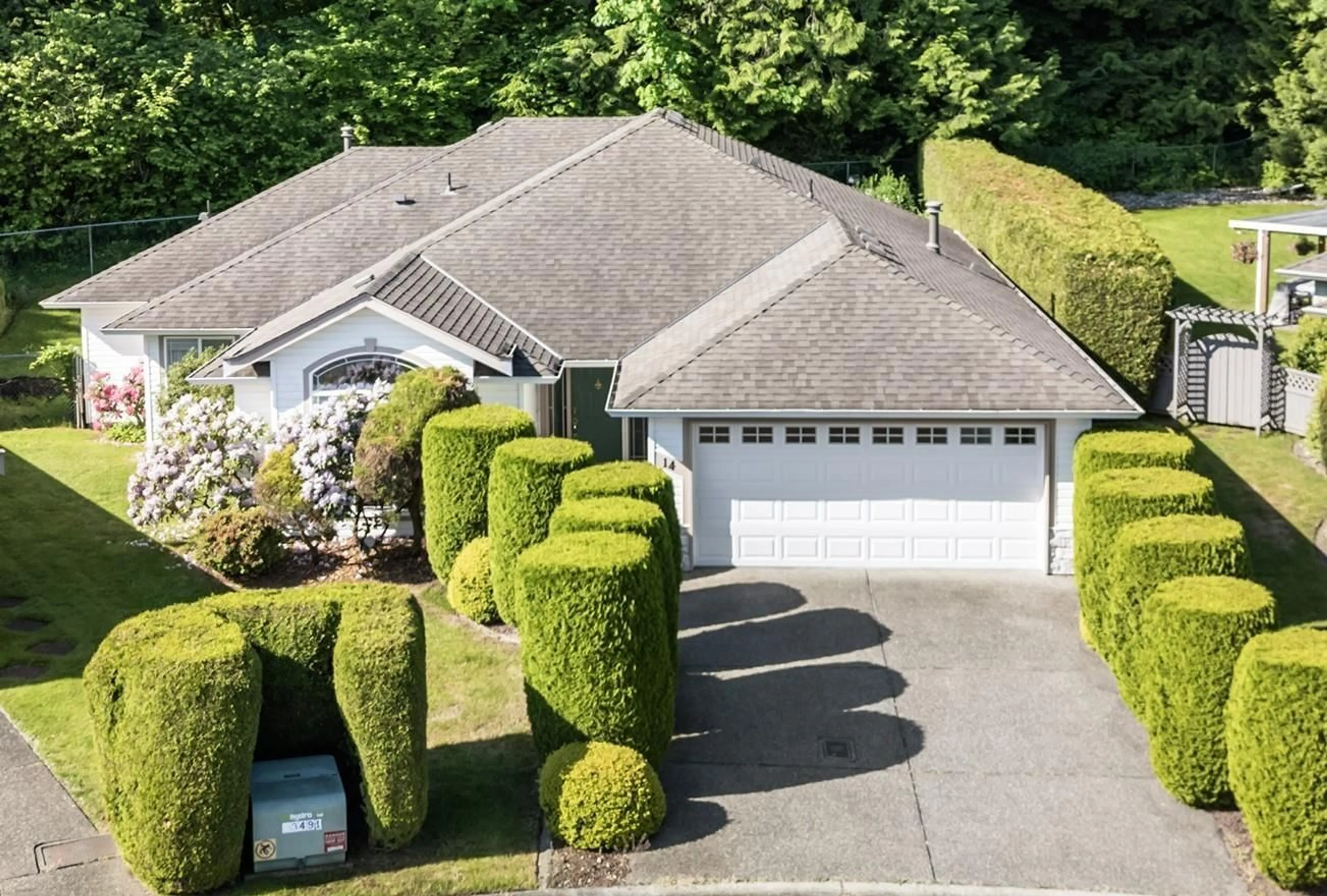 A pic from outside/outdoor area/front of a property/back of a property/a pic from drone, street for 14 - 32250 DOWNES ROAD, Abbotsford British Columbia V4X2R1