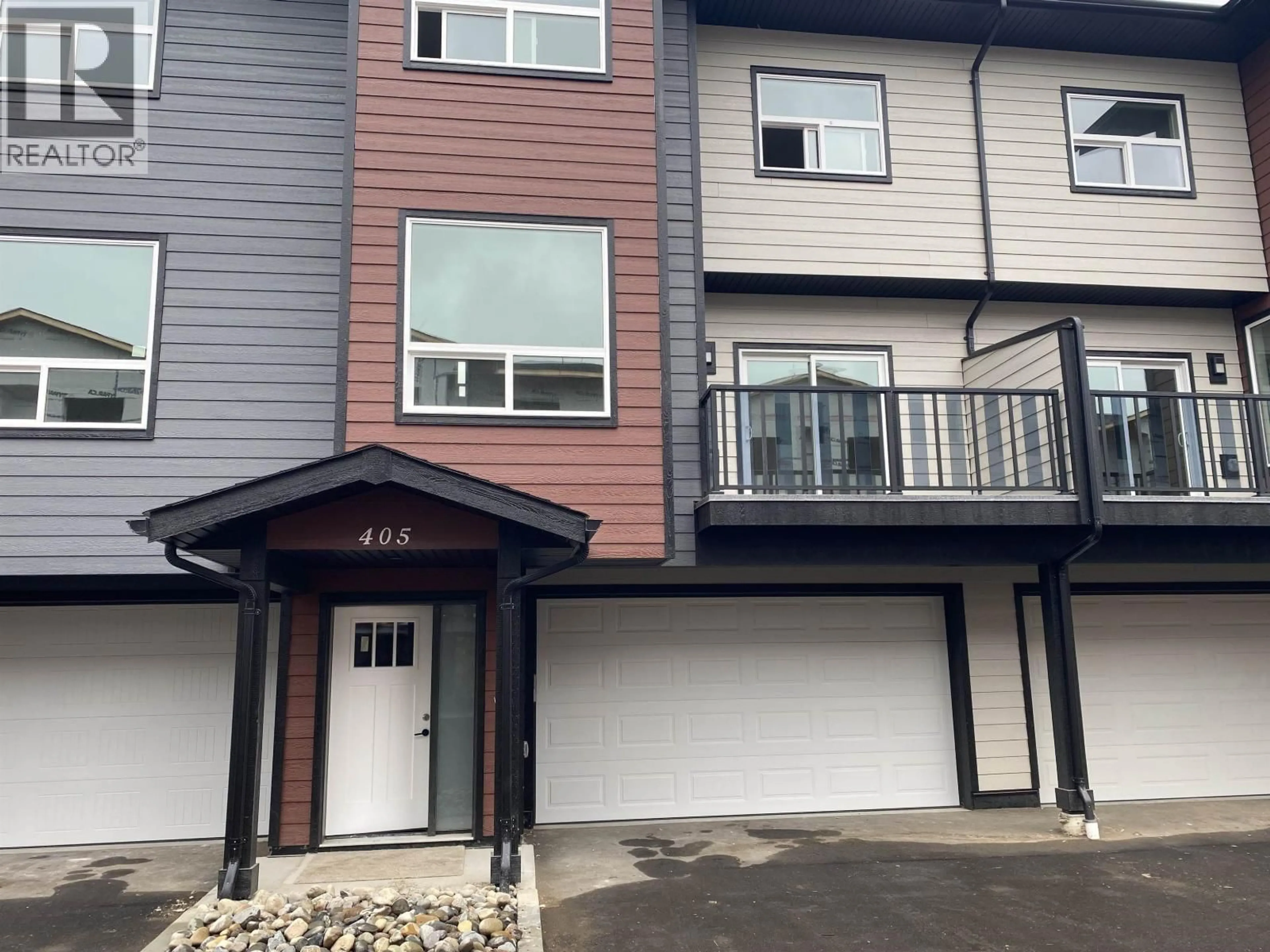 Home with vinyl exterior material, street for 403 - 7000 HUSBAND DRIVE, Prince George British Columbia V2N0K2