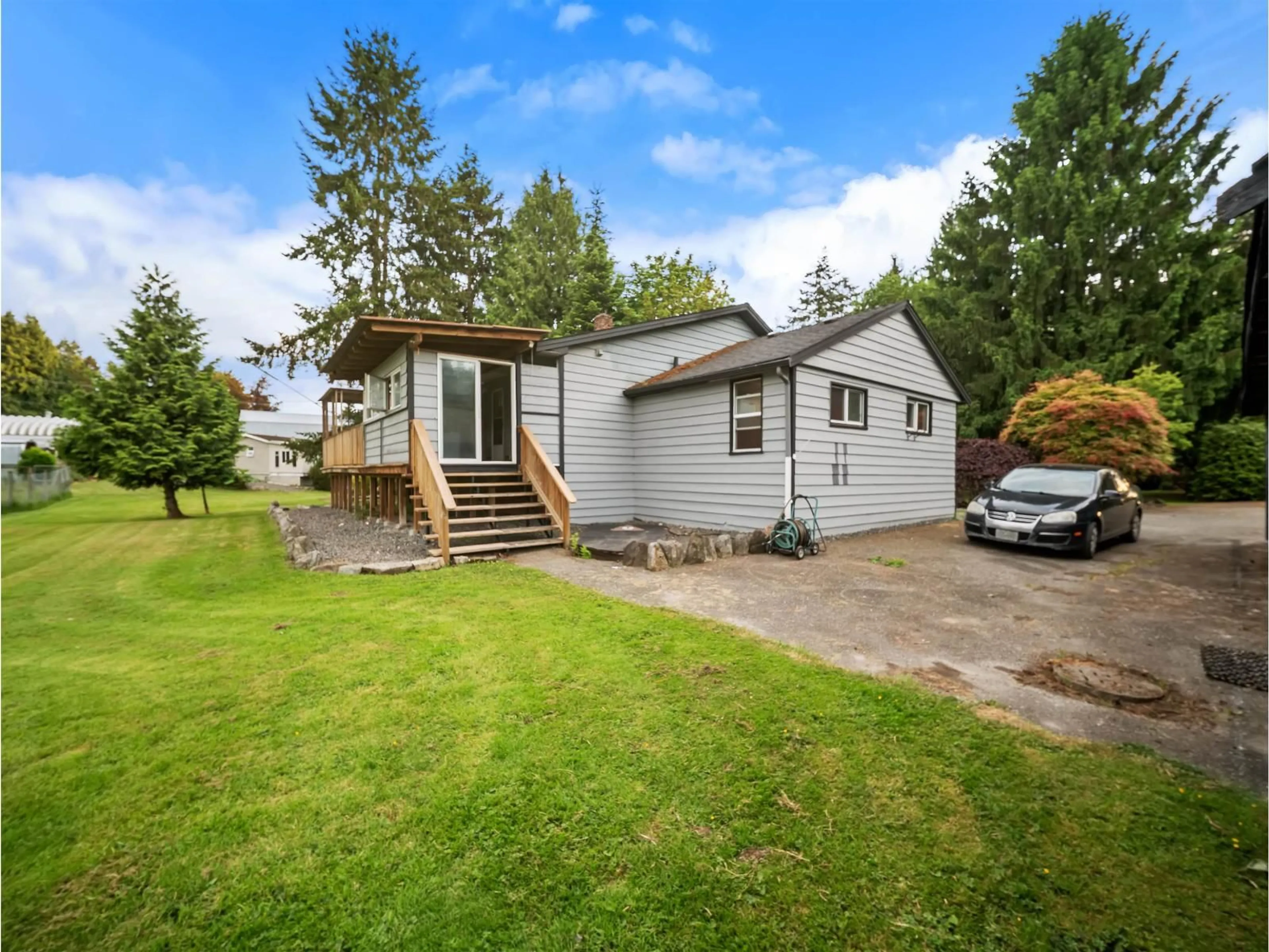 A pic from outside/outdoor area/front of a property/back of a property/a pic from drone, street for 1642 232 STREET, Langley British Columbia V2Z1K7