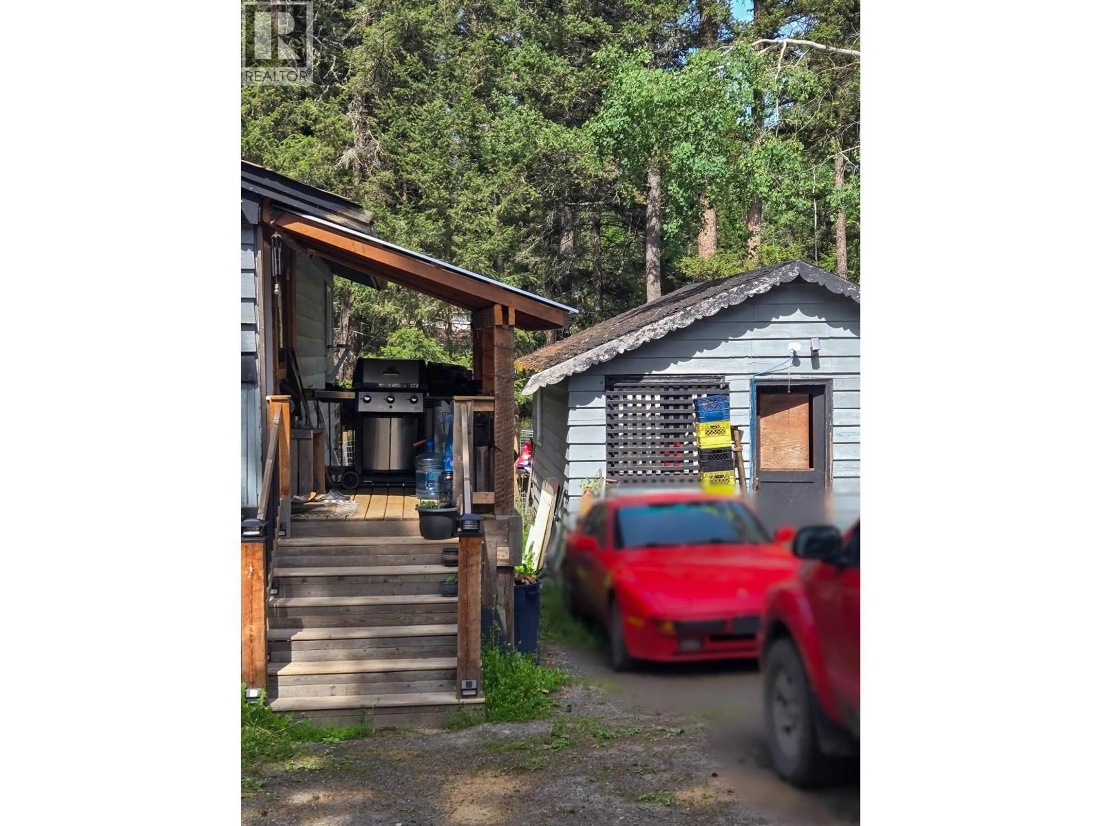 Indoor garage for 4987 SMITH ROAD, 108 Mile Ranch British Columbia V0K2Z0