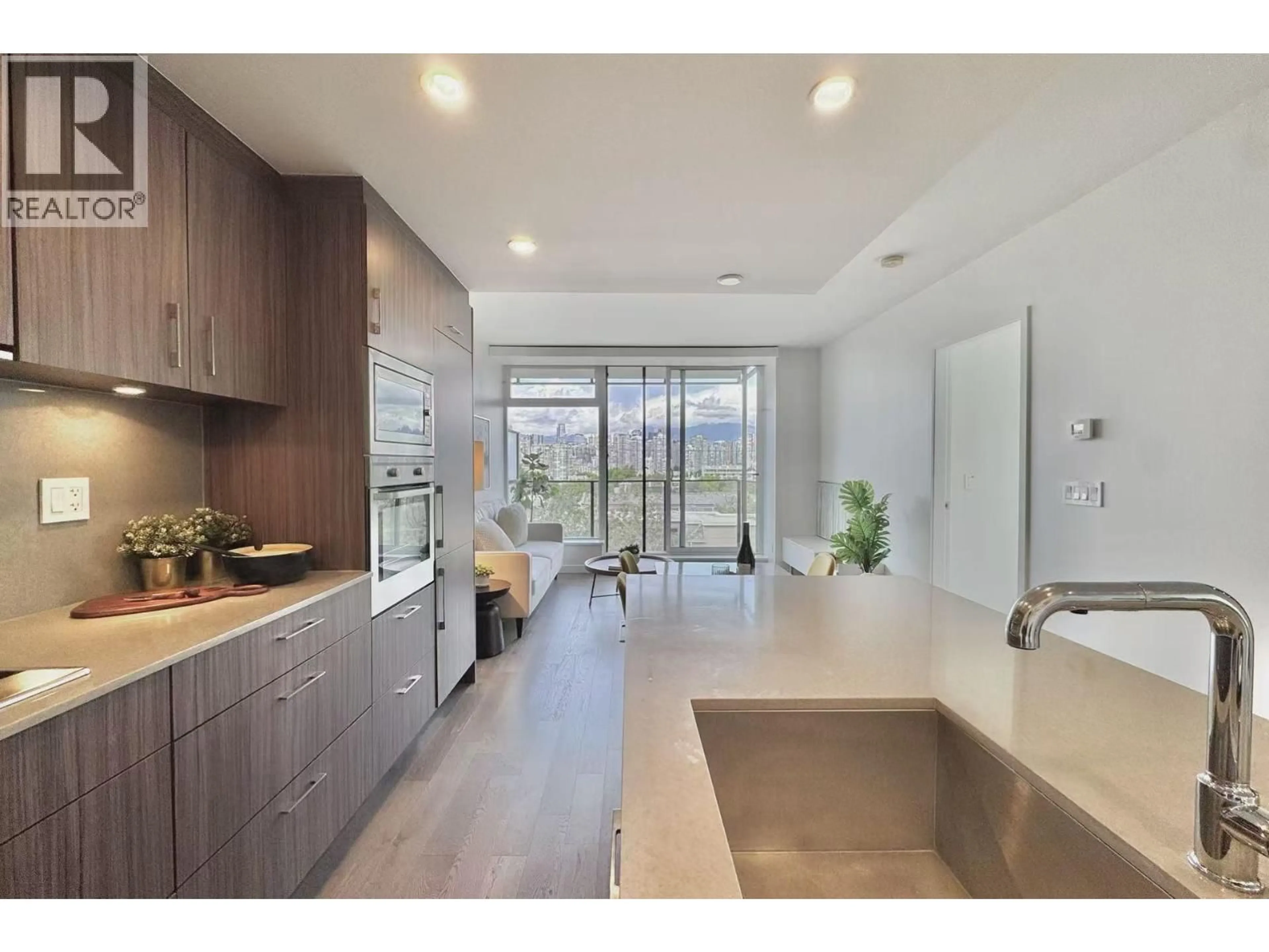 Open concept kitchen, unknown for 504 - 2411 HEATHER STREET, Vancouver British Columbia V5Z0B7
