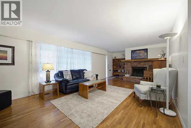 11757 CARR STREET, Maple Ridge 5