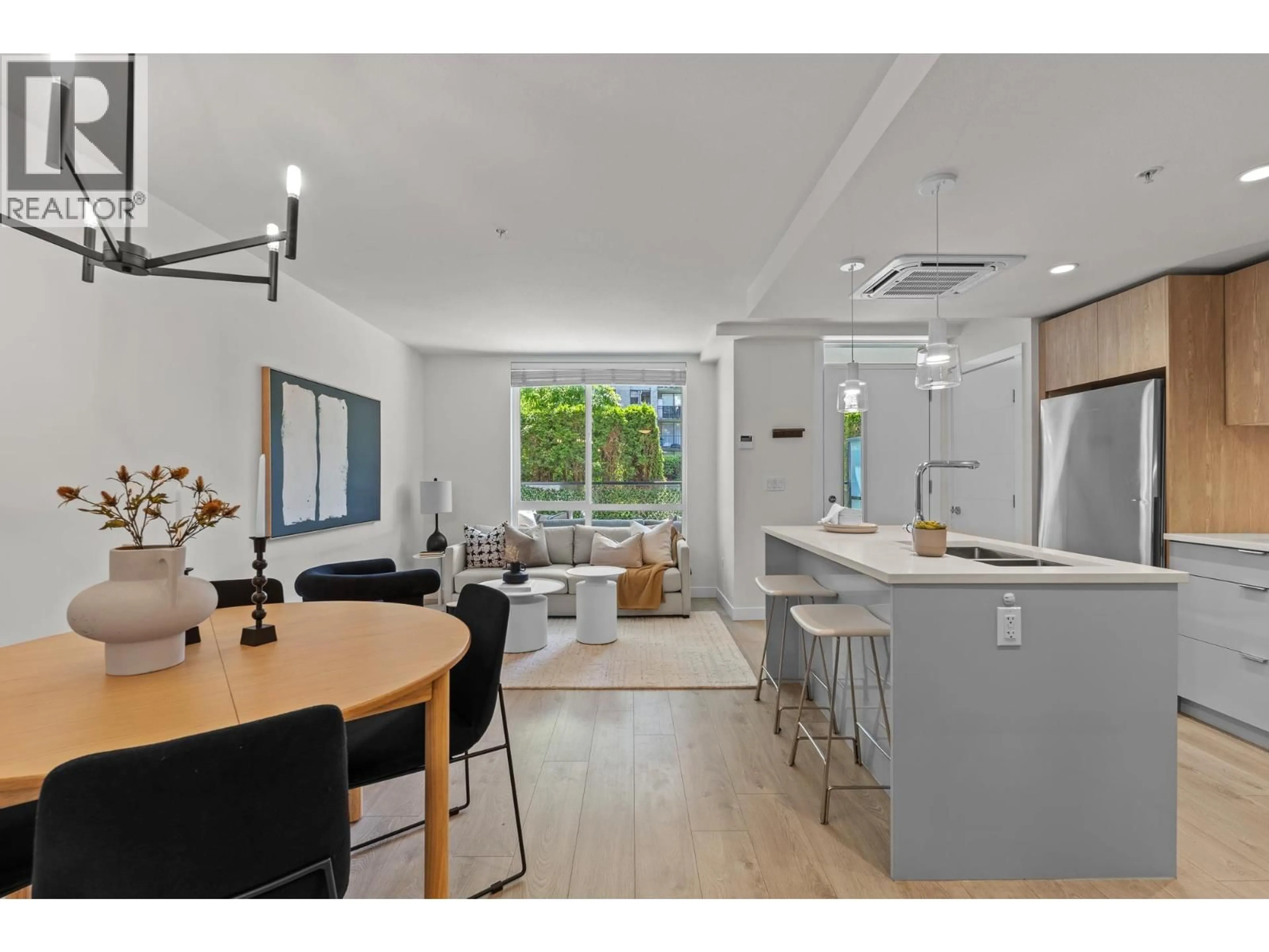Open concept kitchen, unknown for TH3 - 108 8TH STREET, North Vancouver British Columbia V7L1Y9