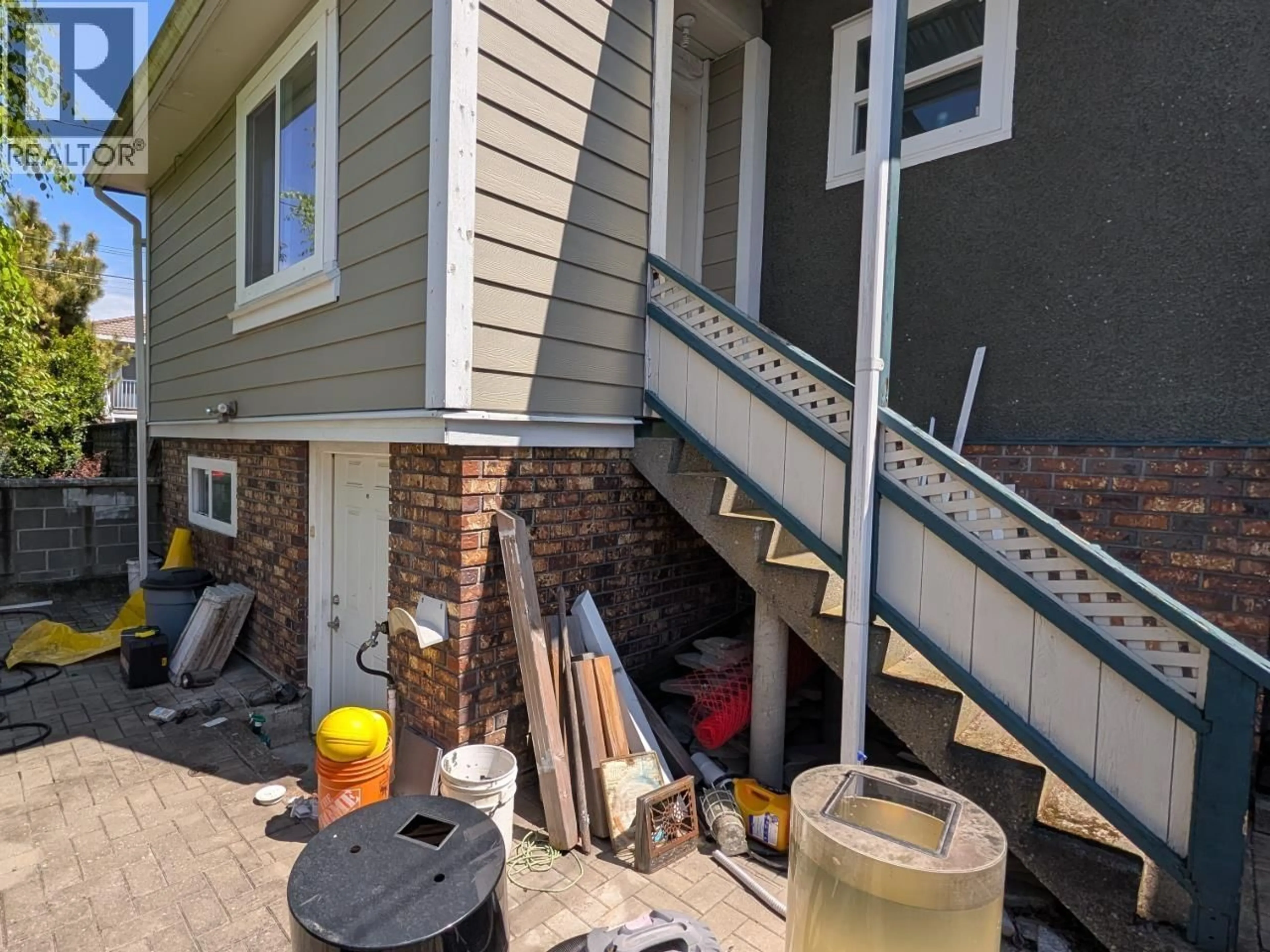 Home with vinyl exterior material, street for 4751 HENRY STREET, Vancouver British Columbia V5V4Z2
