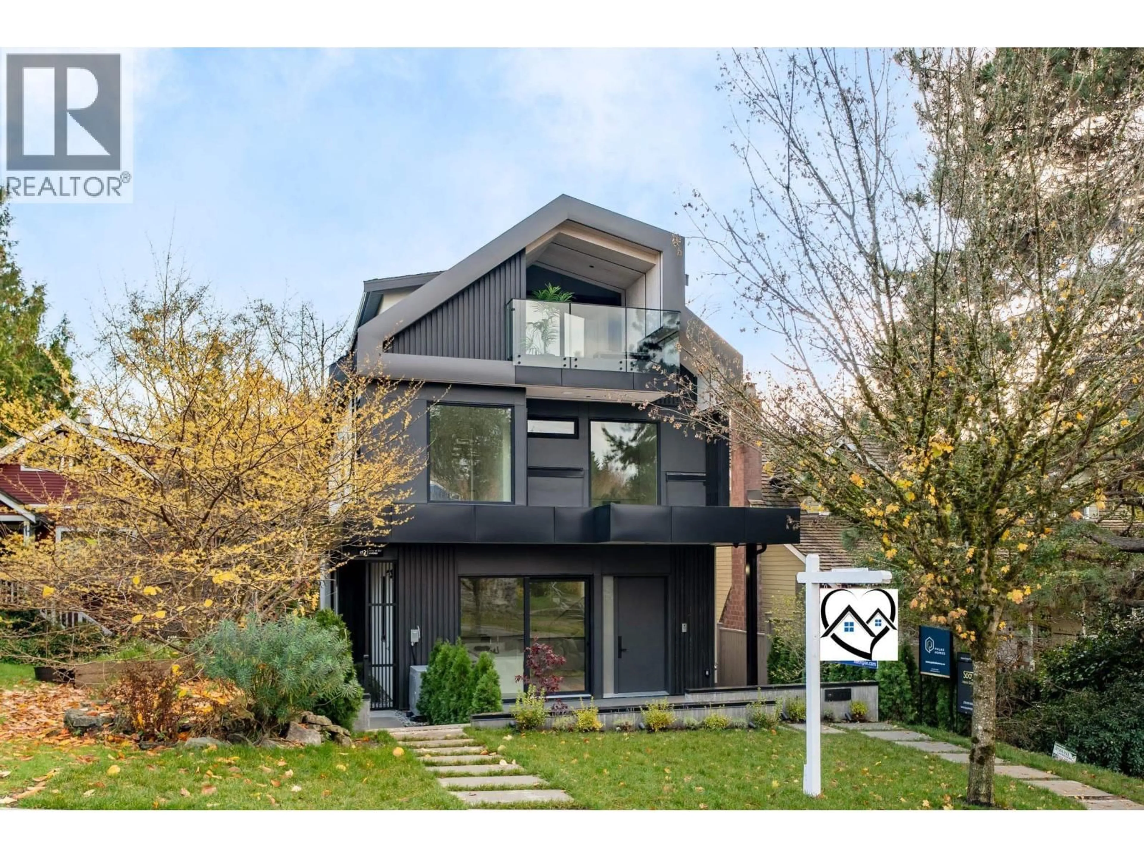 Unknown for 2 - 4018 21ST AVENUE, Vancouver British Columbia V6S1H9