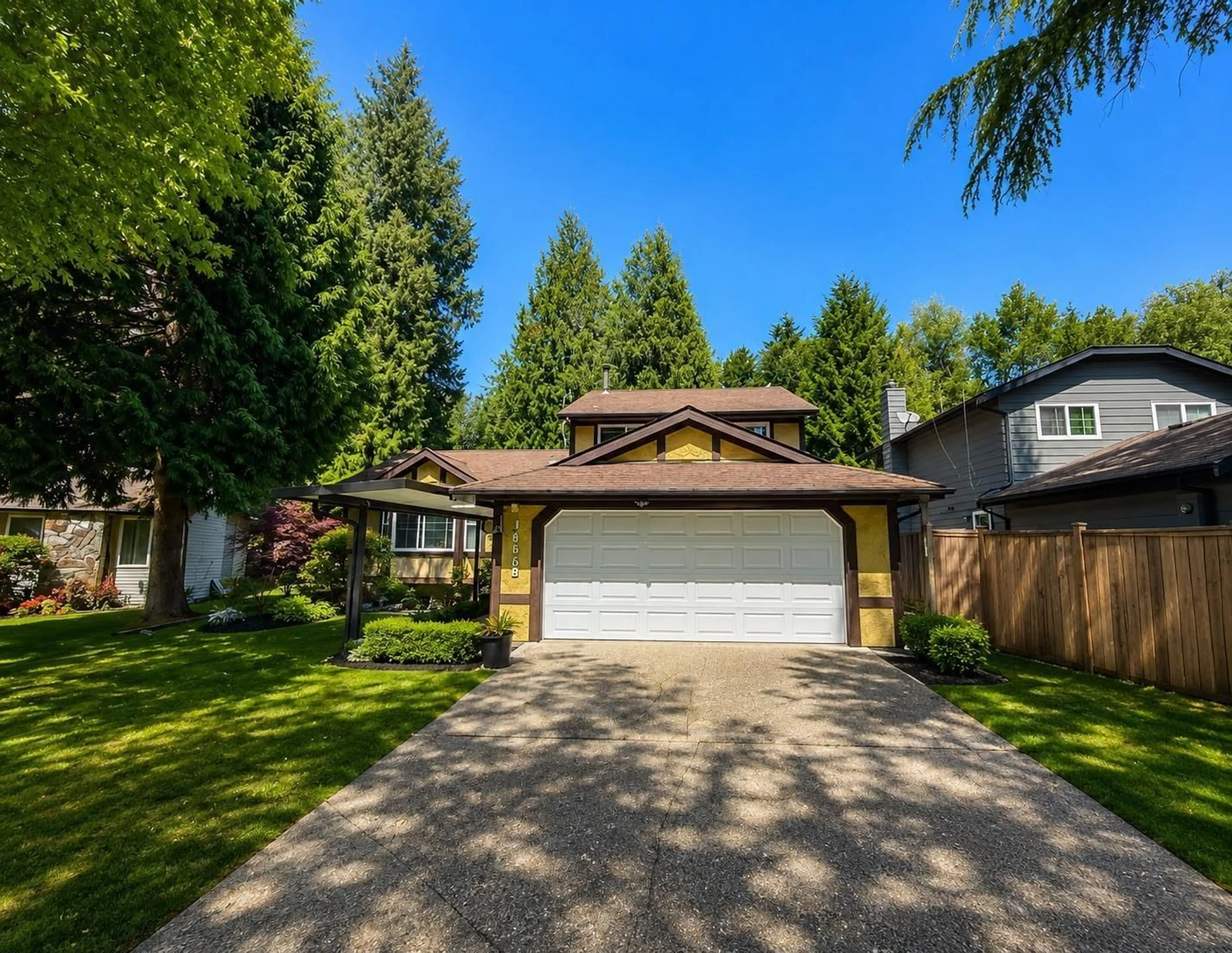 Home with vinyl exterior material, street for 14565 91A AVENUE, Surrey British Columbia V3R7K6