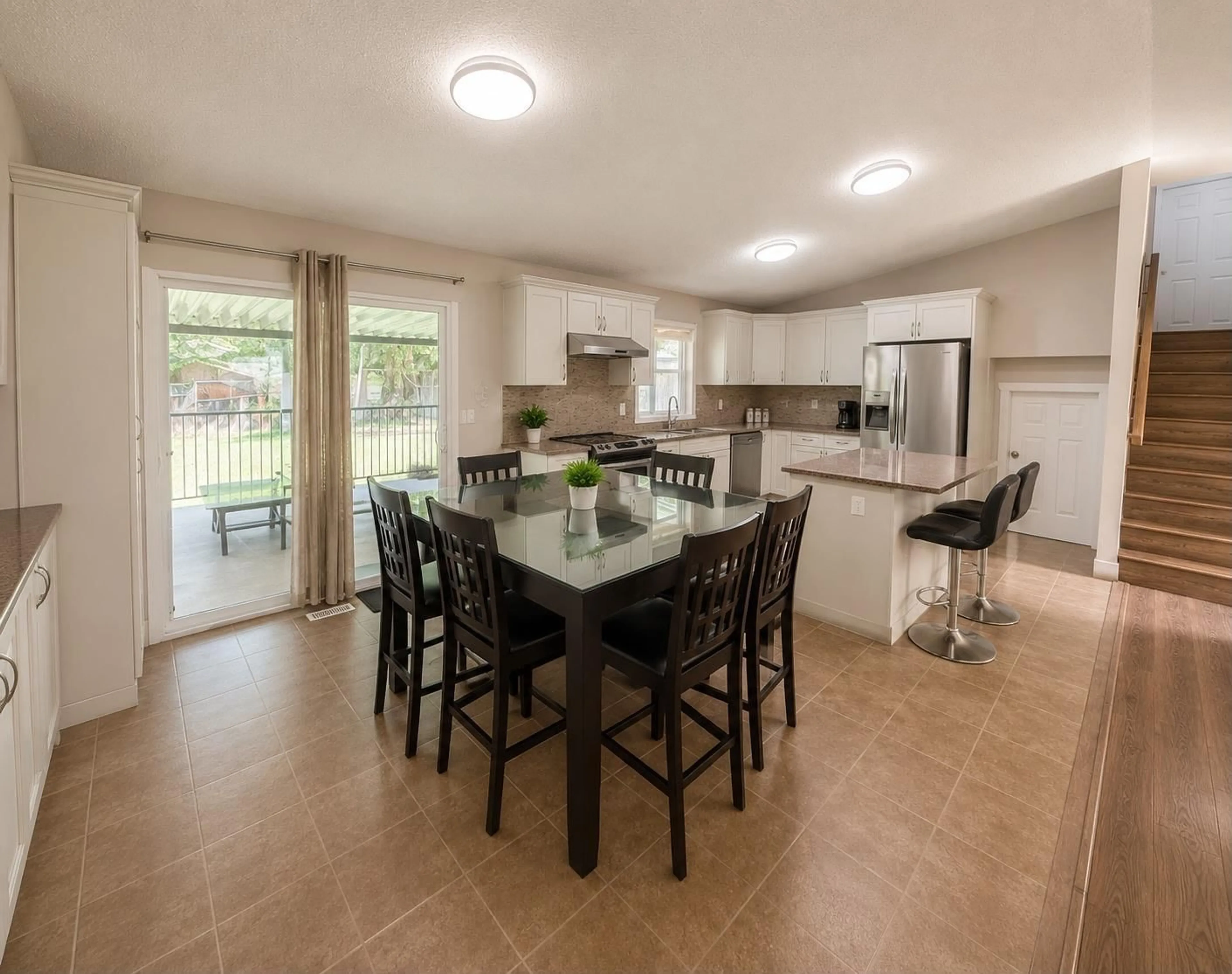 Open concept kitchen, ceramic/tile floor for 14565 91A AVENUE, Surrey British Columbia V3R7K6