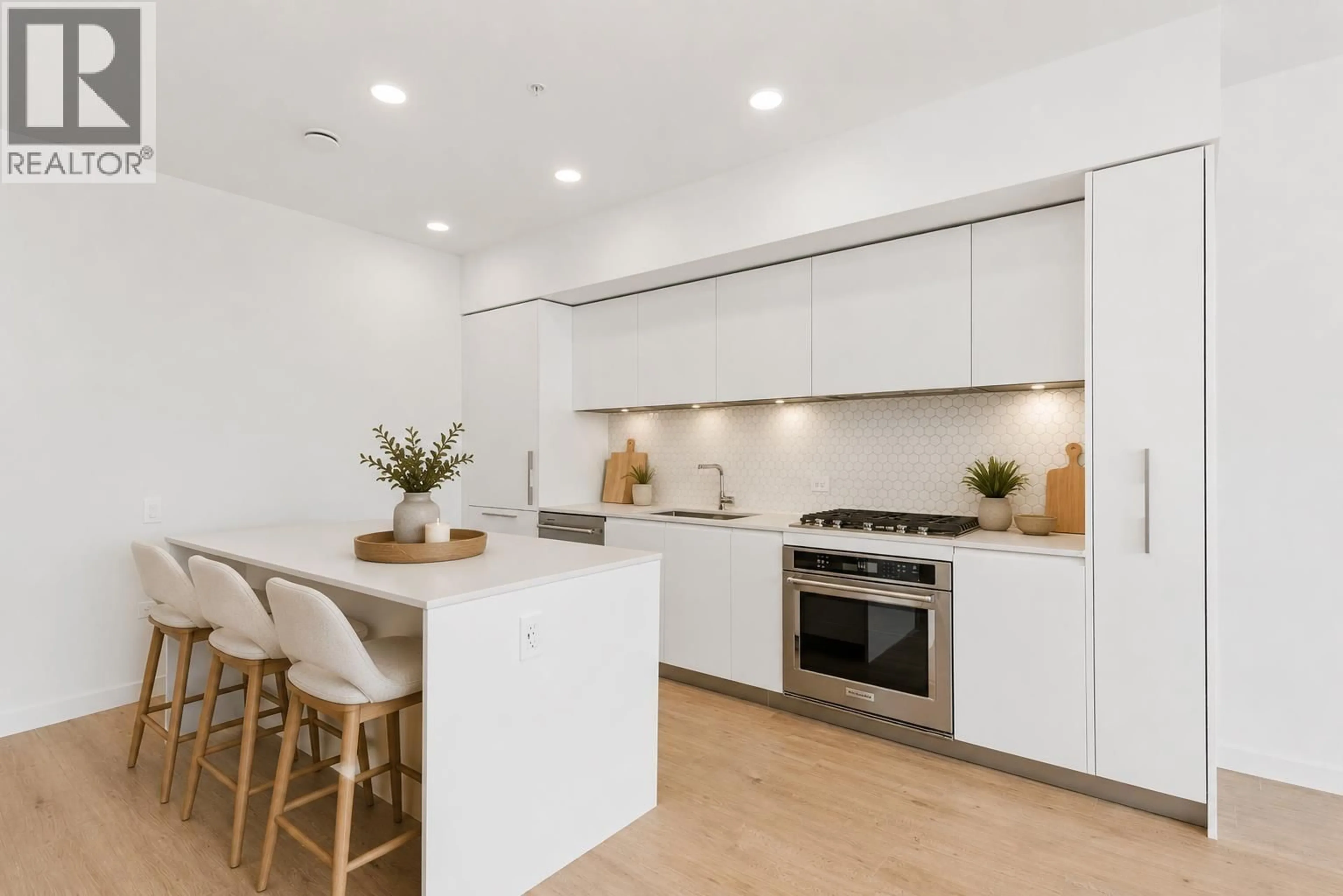 Open concept kitchen, unknown for 419 - 1500 SCOTT CRES, Squamish British Columbia V0N3G0