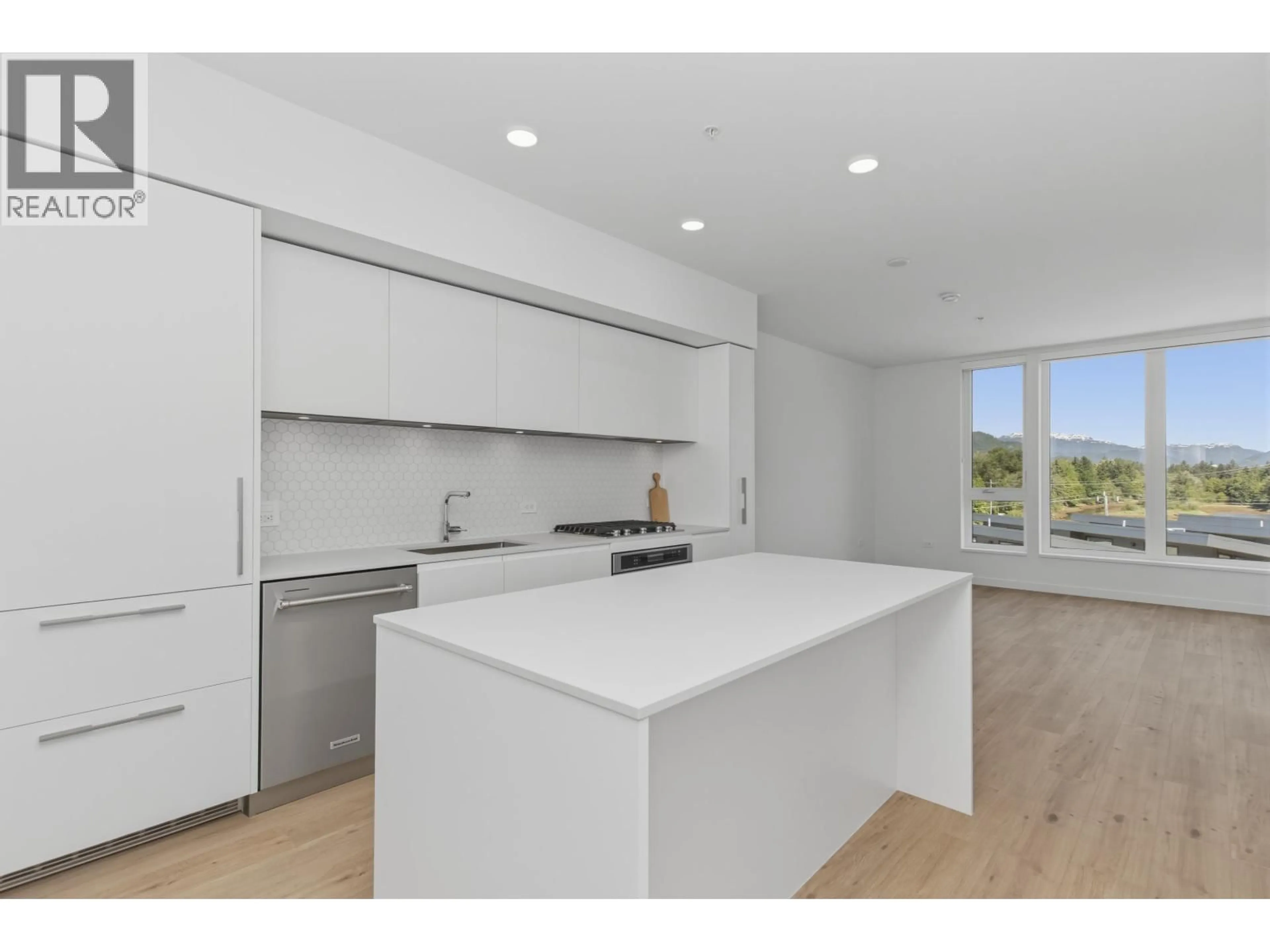 Open concept kitchen, unknown for 419 - 1500 SCOTT CRES, Squamish British Columbia V0N3G0