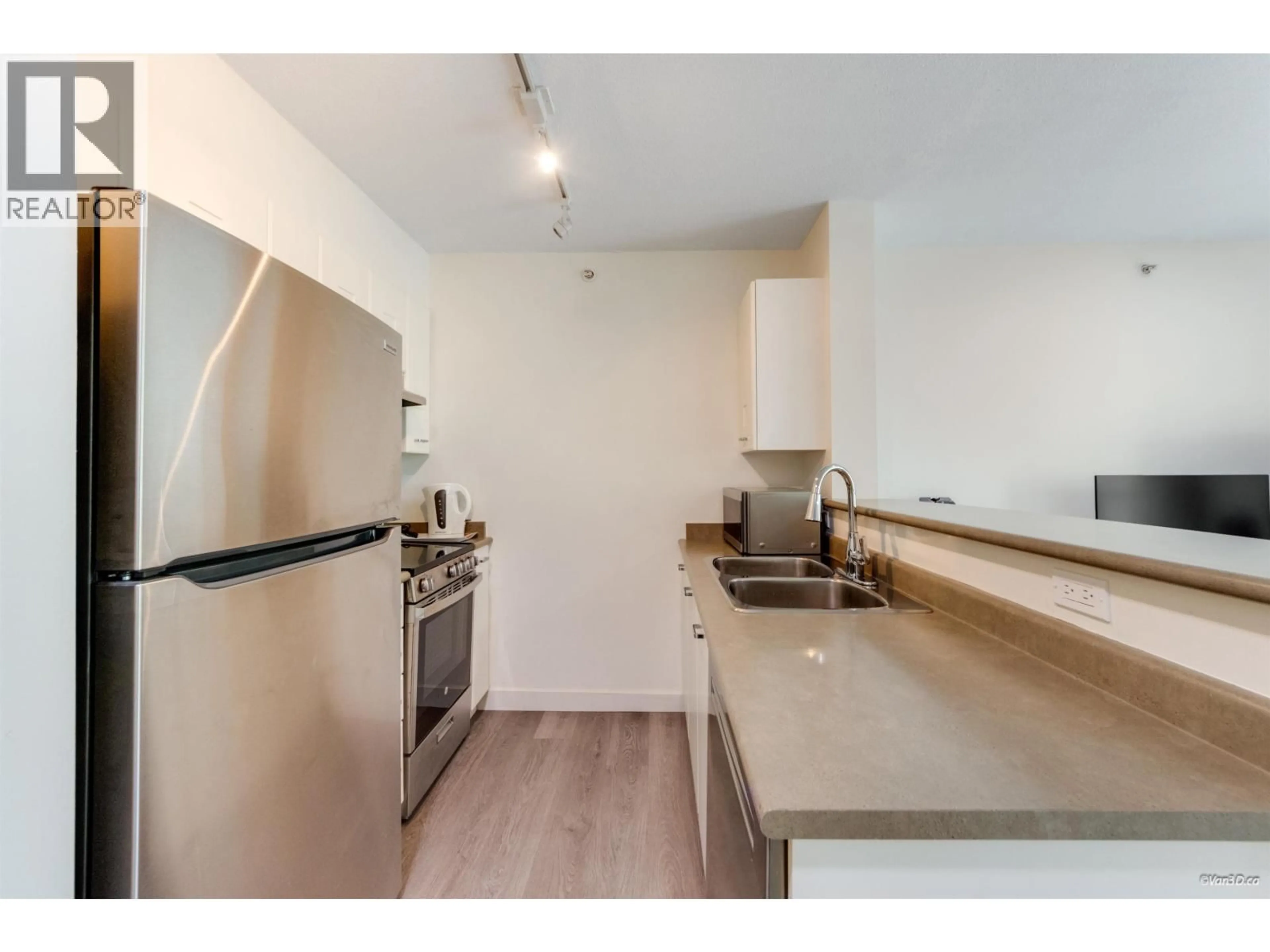 Standard kitchen, unknown for 205 - 3438 VANNESS AVENUE, Vancouver British Columbia V5R6E7