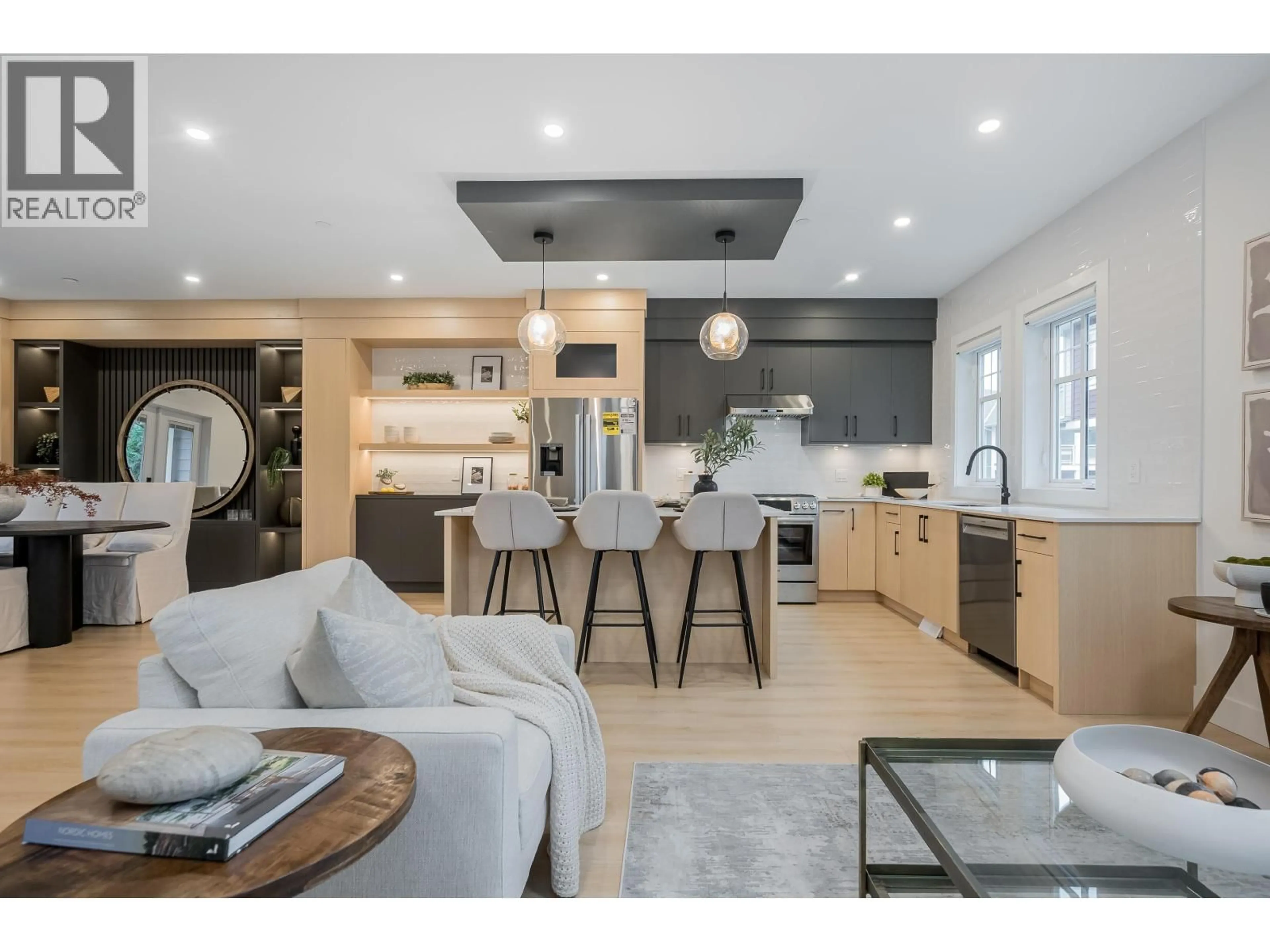 Open concept kitchen, wood/laminate floor for 3 - 4829 48 AVENUE, Ladner British Columbia V4K1V2
