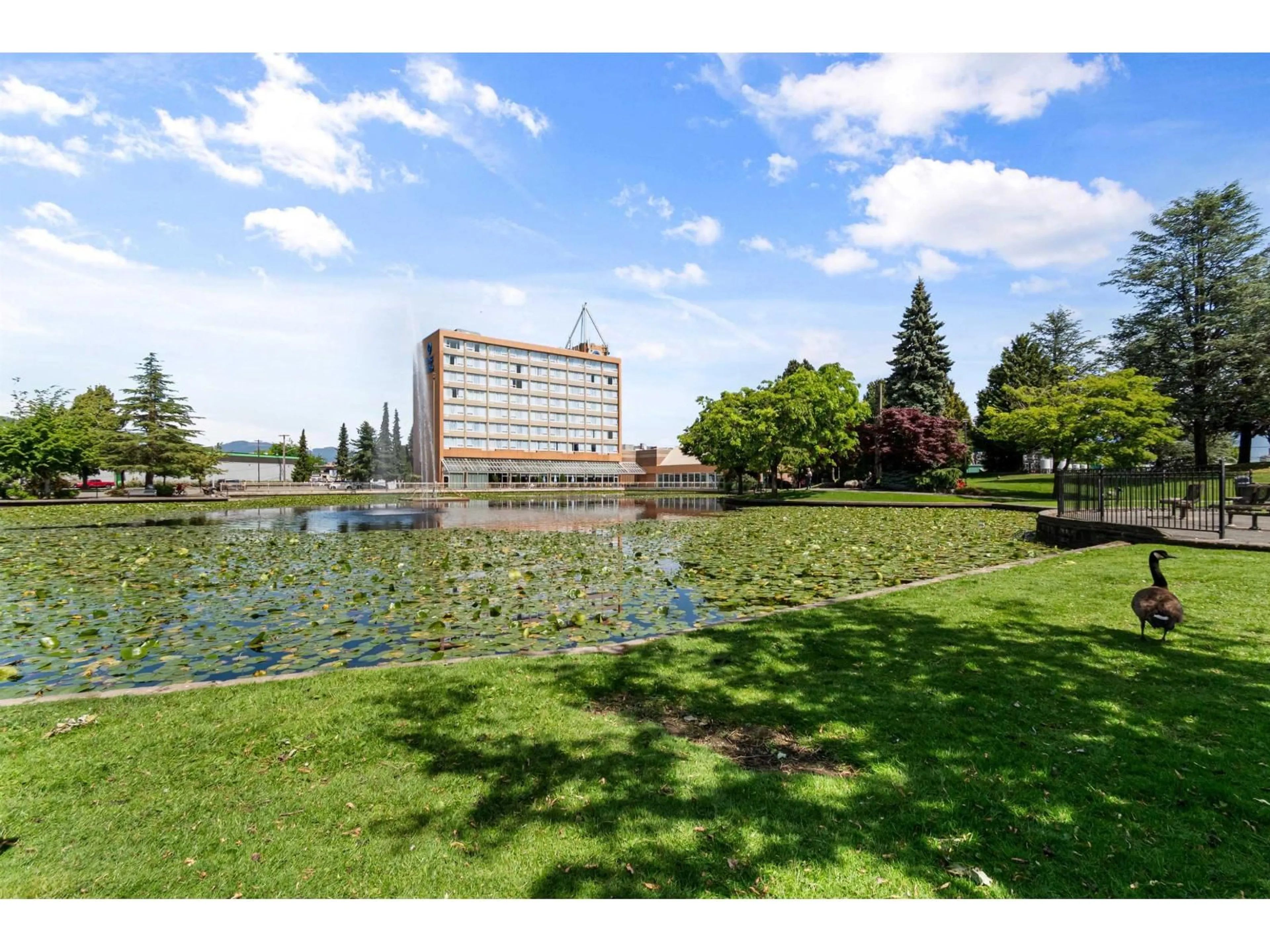 Patio, water/lake/river/ocean view for 10 - 45915 CHEAM AVENUE, Chilliwack British Columbia V2P1N7