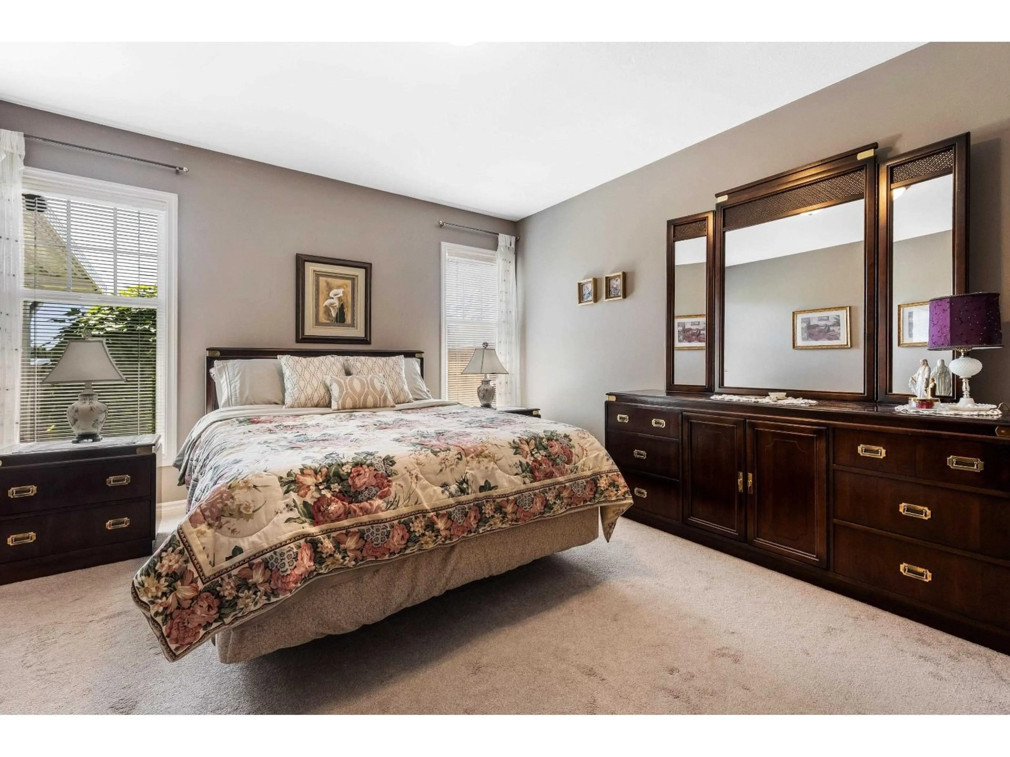 Bedroom with bed, unknown for 20 - 7475 GARNET DRIVE, Chilliwack British Columbia V2R5W7