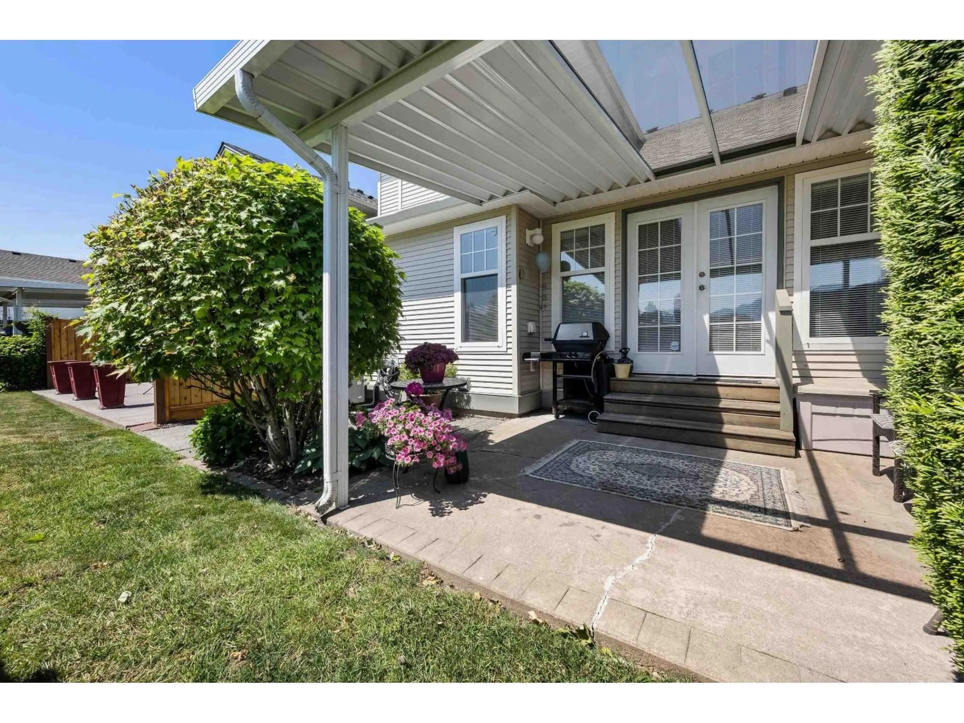Patio, street for 20 - 7475 GARNET DRIVE, Chilliwack British Columbia V2R5W7