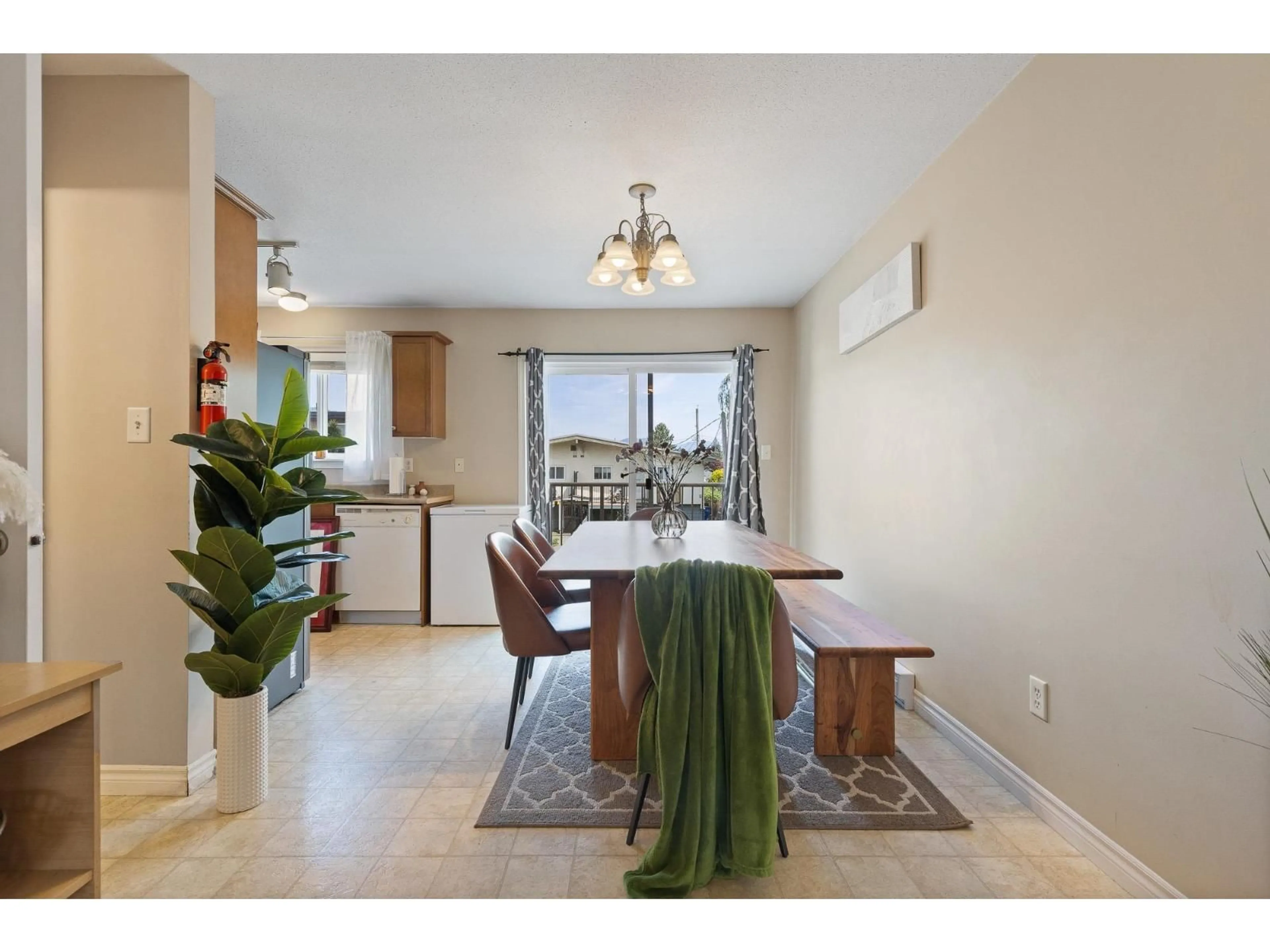 Dining room, unknown for 3 - 46345 PRINCESS AVENUE, Chilliwack British Columbia V2P2B2