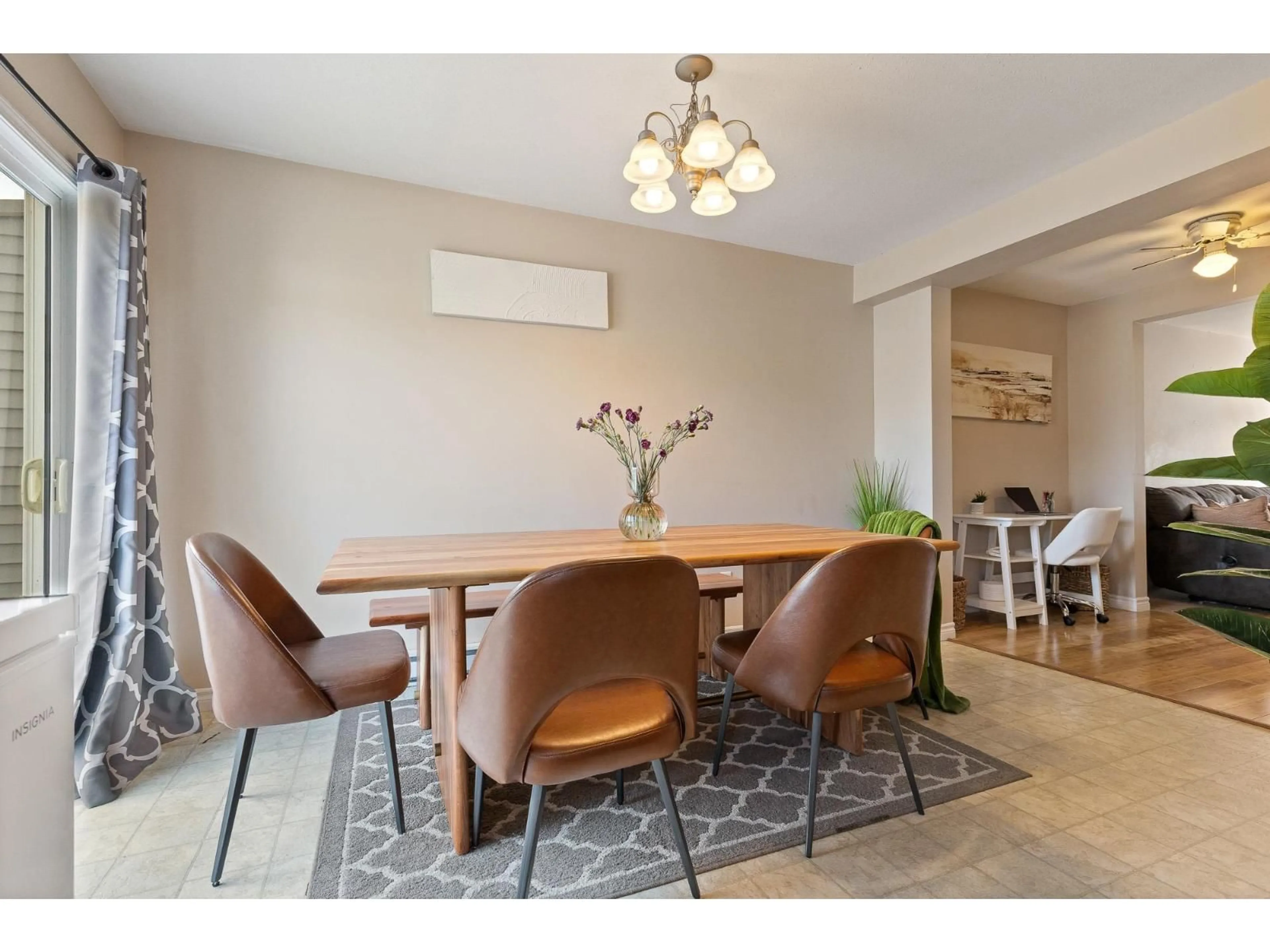 Dining room, unknown for 3 - 46345 PRINCESS AVENUE, Chilliwack British Columbia V2P2B2