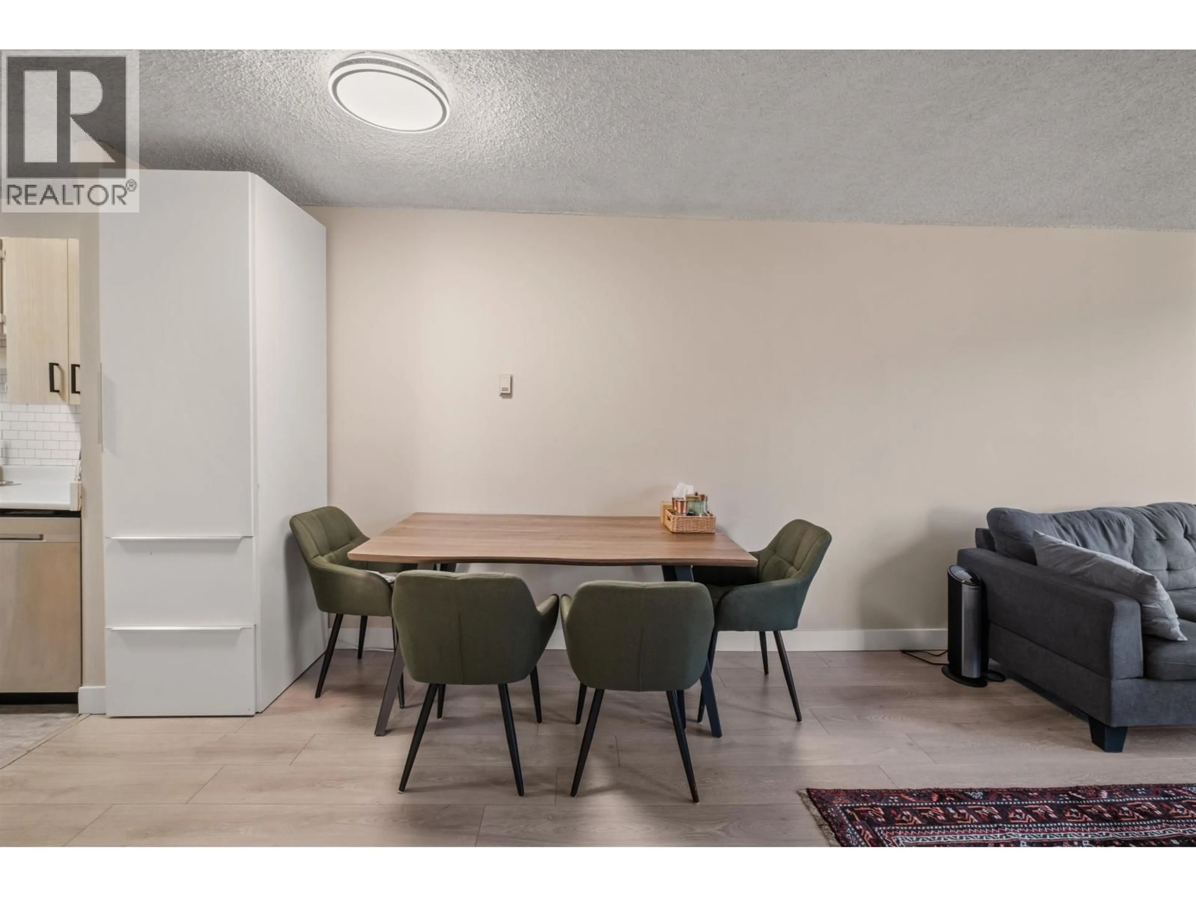 A pic of a room for 1205 - 2012 FULLERTON AVENUE, North Vancouver British Columbia V7P3E3