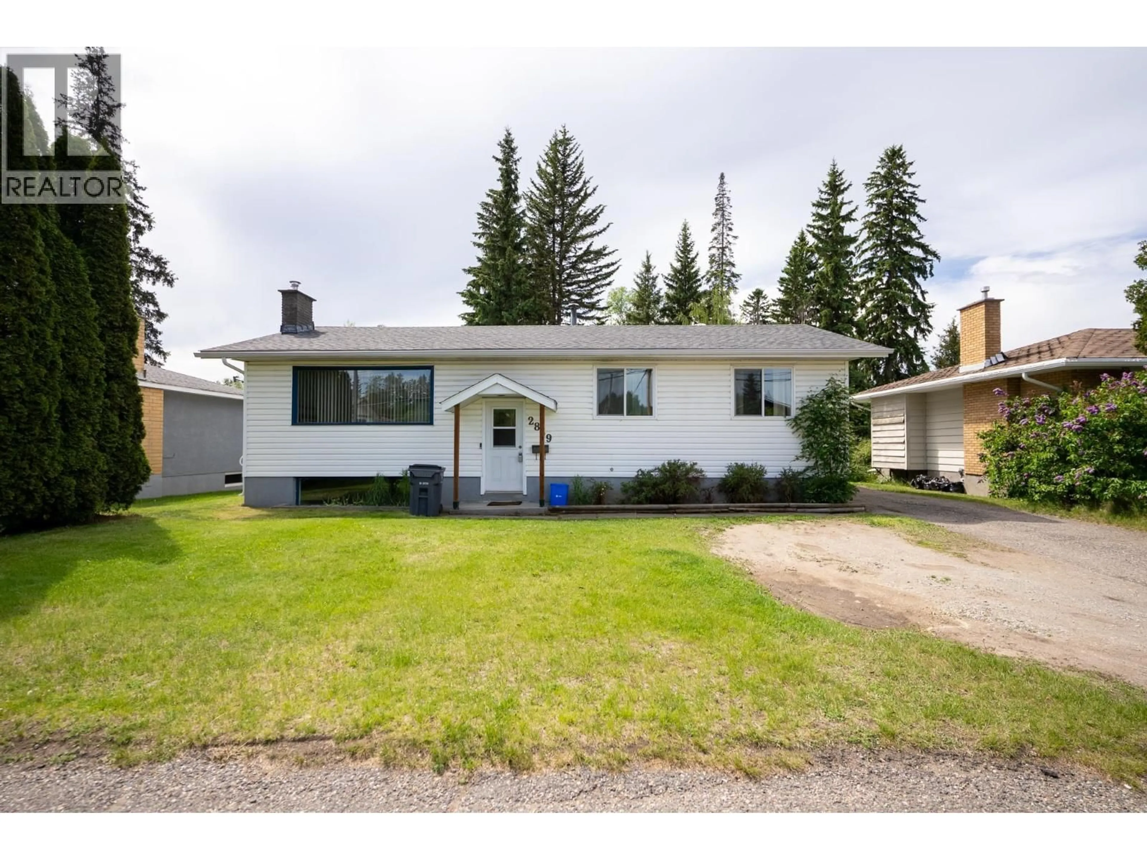 A pic from outside/outdoor area/front of a property/back of a property/a pic from drone, street for 2839 UPLAND STREET, Prince George British Columbia V2L2W5