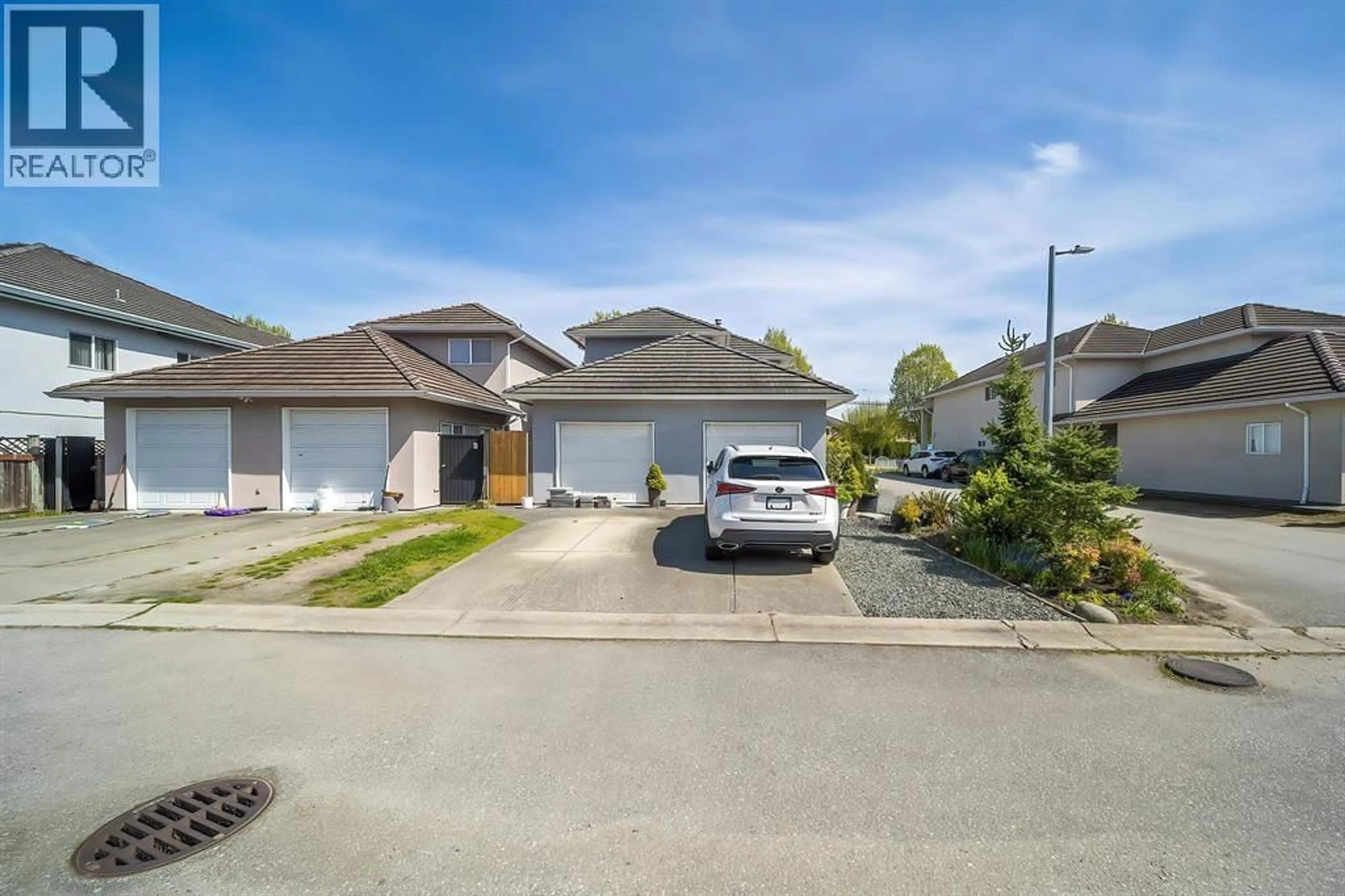 A pic from outside/outdoor area/front of a property/back of a property/a pic from drone, street for 4573 NO. 5 ROAD, Richmond British Columbia V6X2V5
