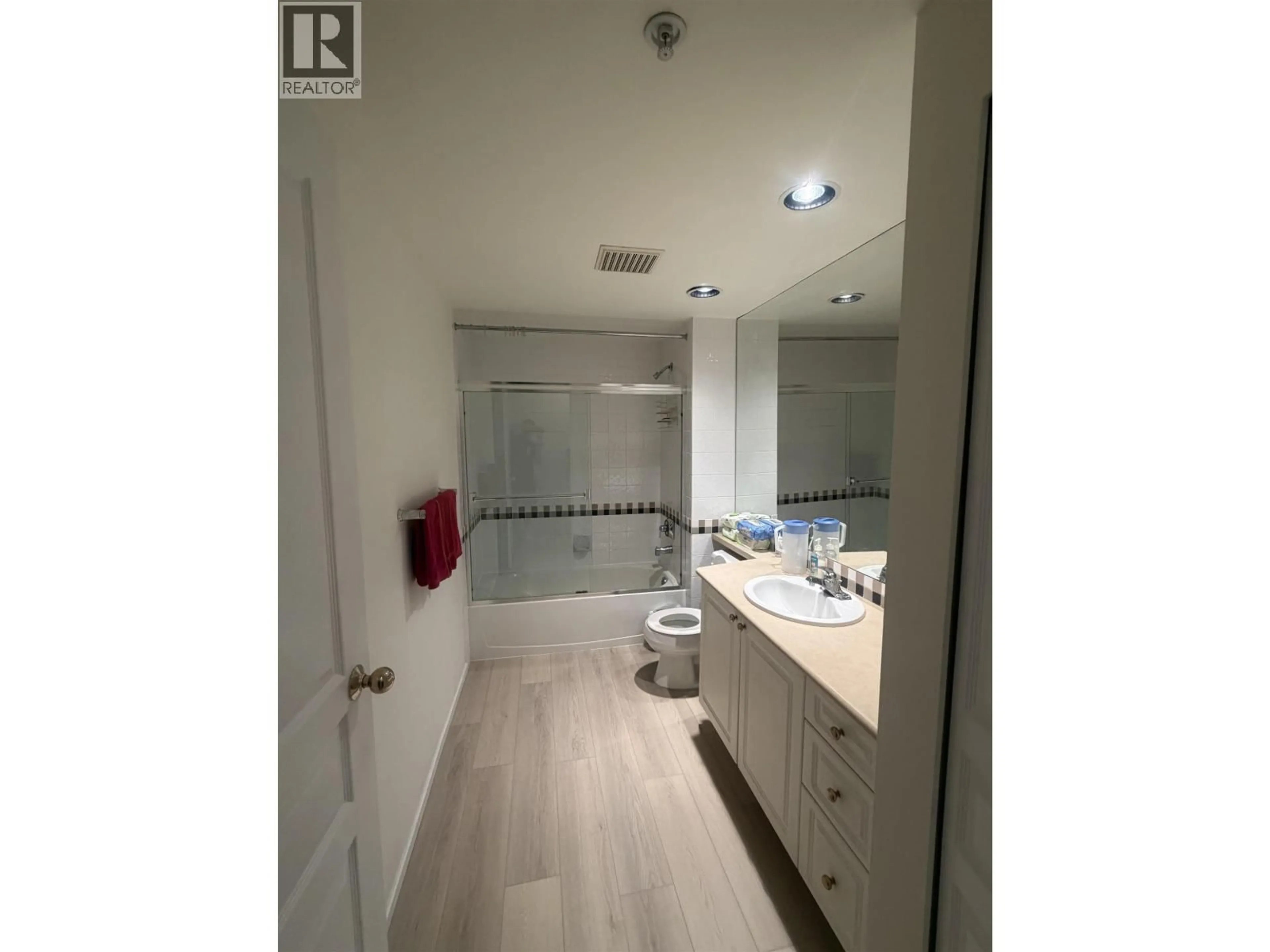 A pic of a room for 114 - 5800 ANDREWS ROAD, Richmond British Columbia V7E6M2