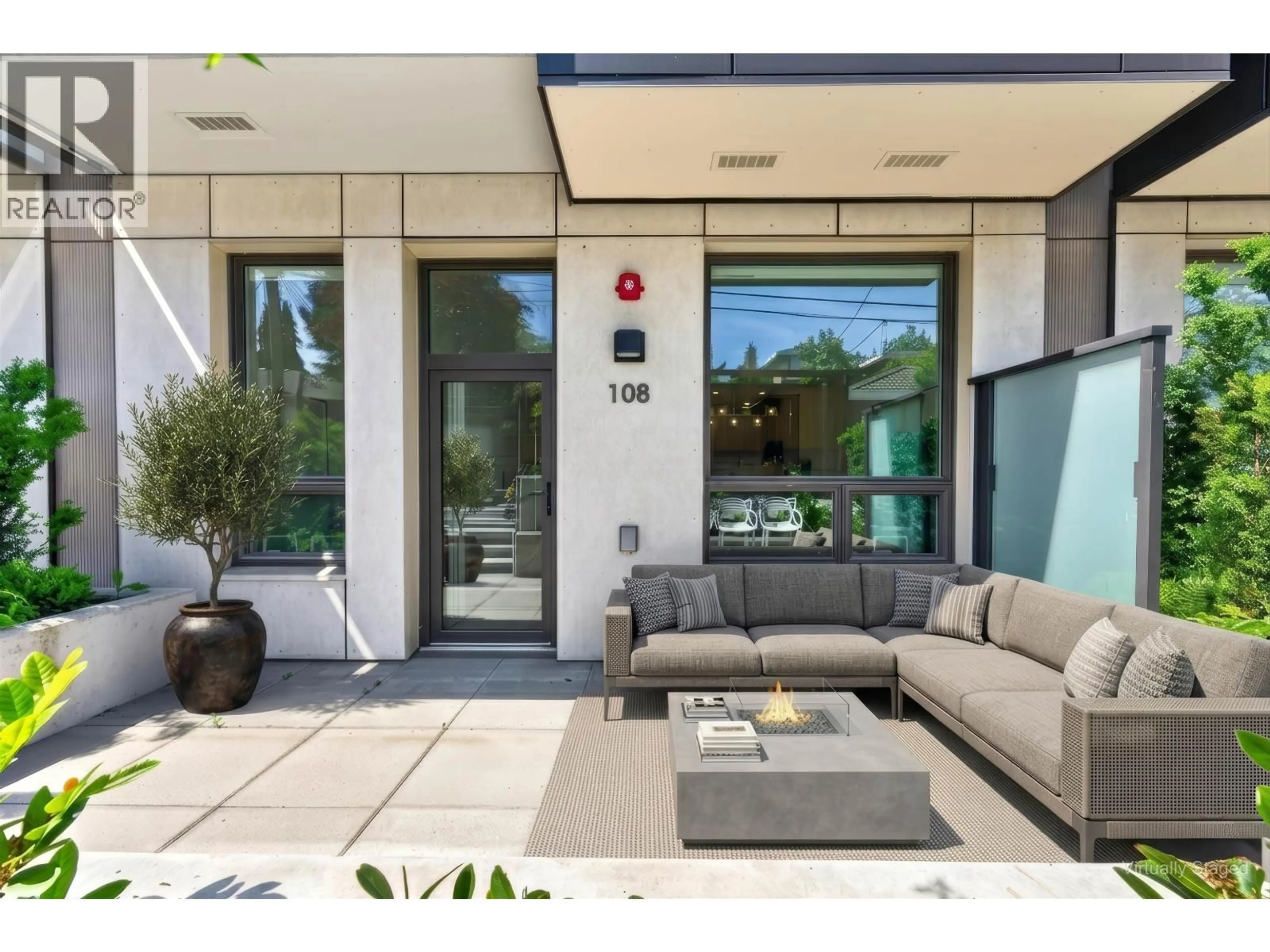 Patio, street for 108 - 5212 CAMBIE STREET, Vancouver British Columbia V5Z2Z7