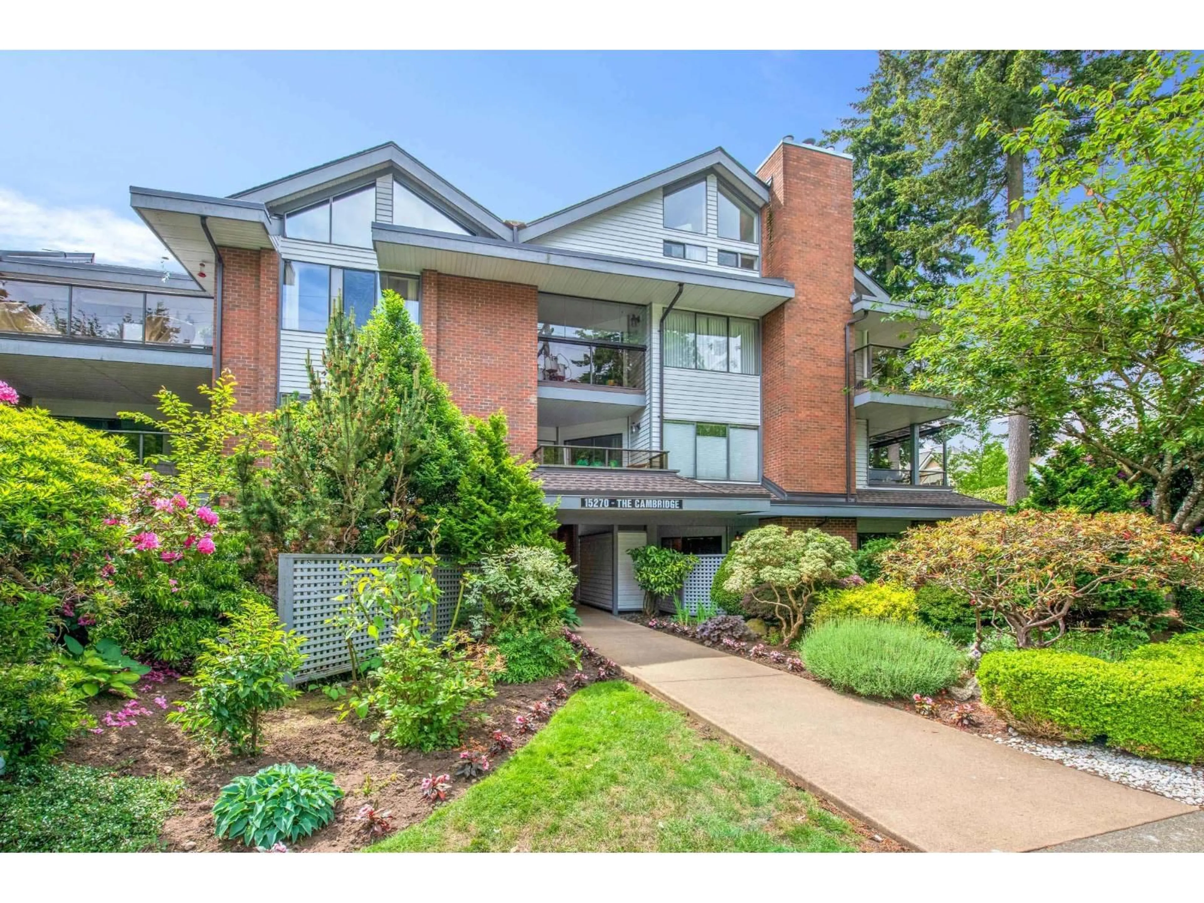 Unknown for 311 - 15270 17TH AVENUE, Surrey British Columbia V4A1T9