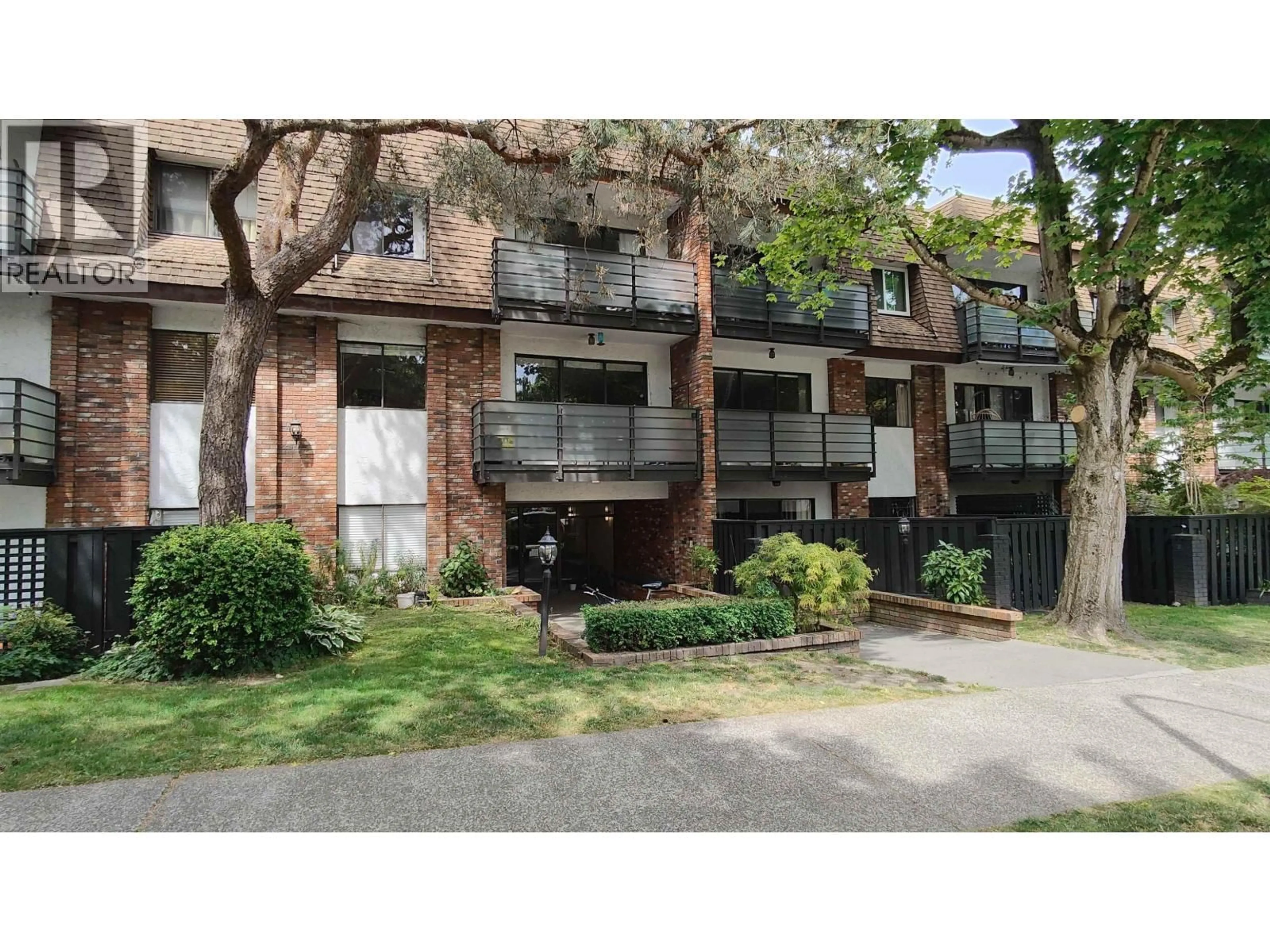Unknown for 202 - 1933 5TH AVENUE, Vancouver British Columbia V6J1P6