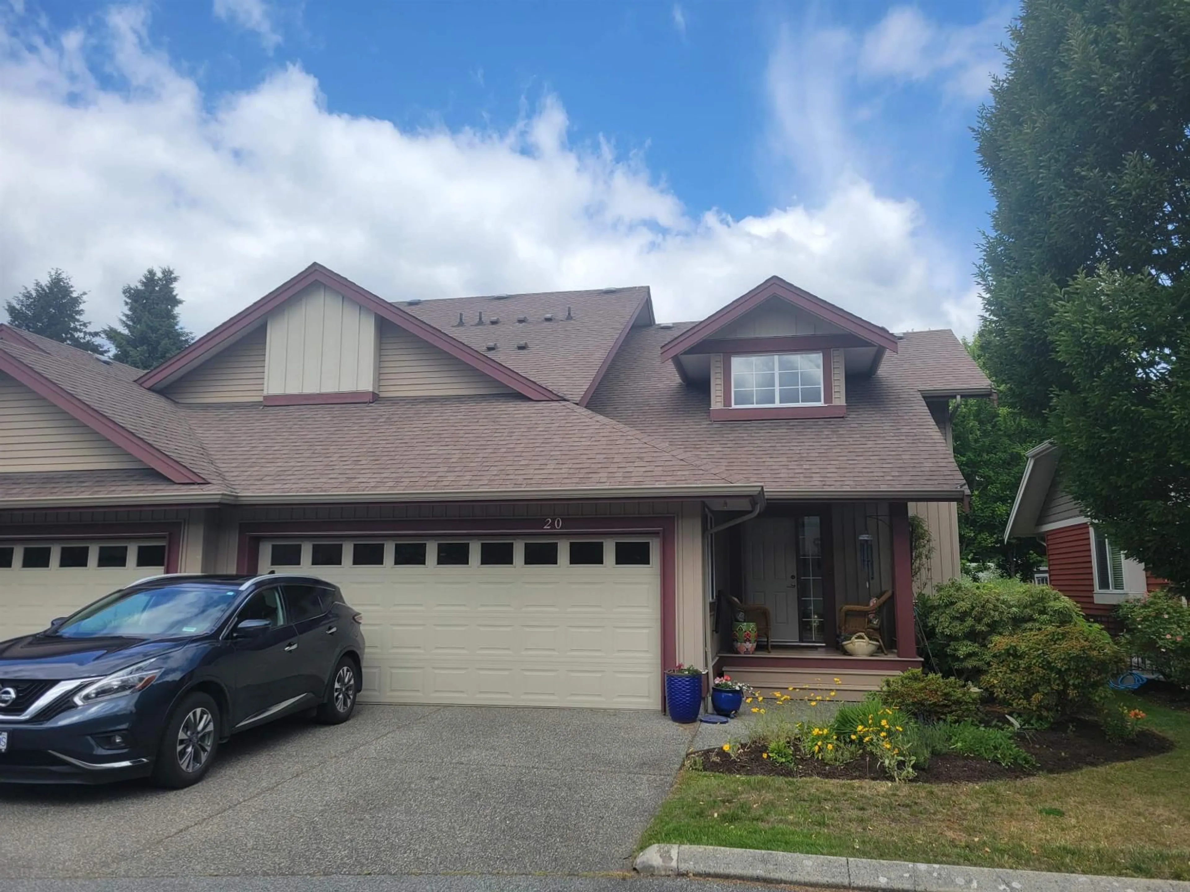 Home with vinyl exterior material, street for 20 - 45545 TAMIHI WAY, Chilliwack British Columbia V2R0G2