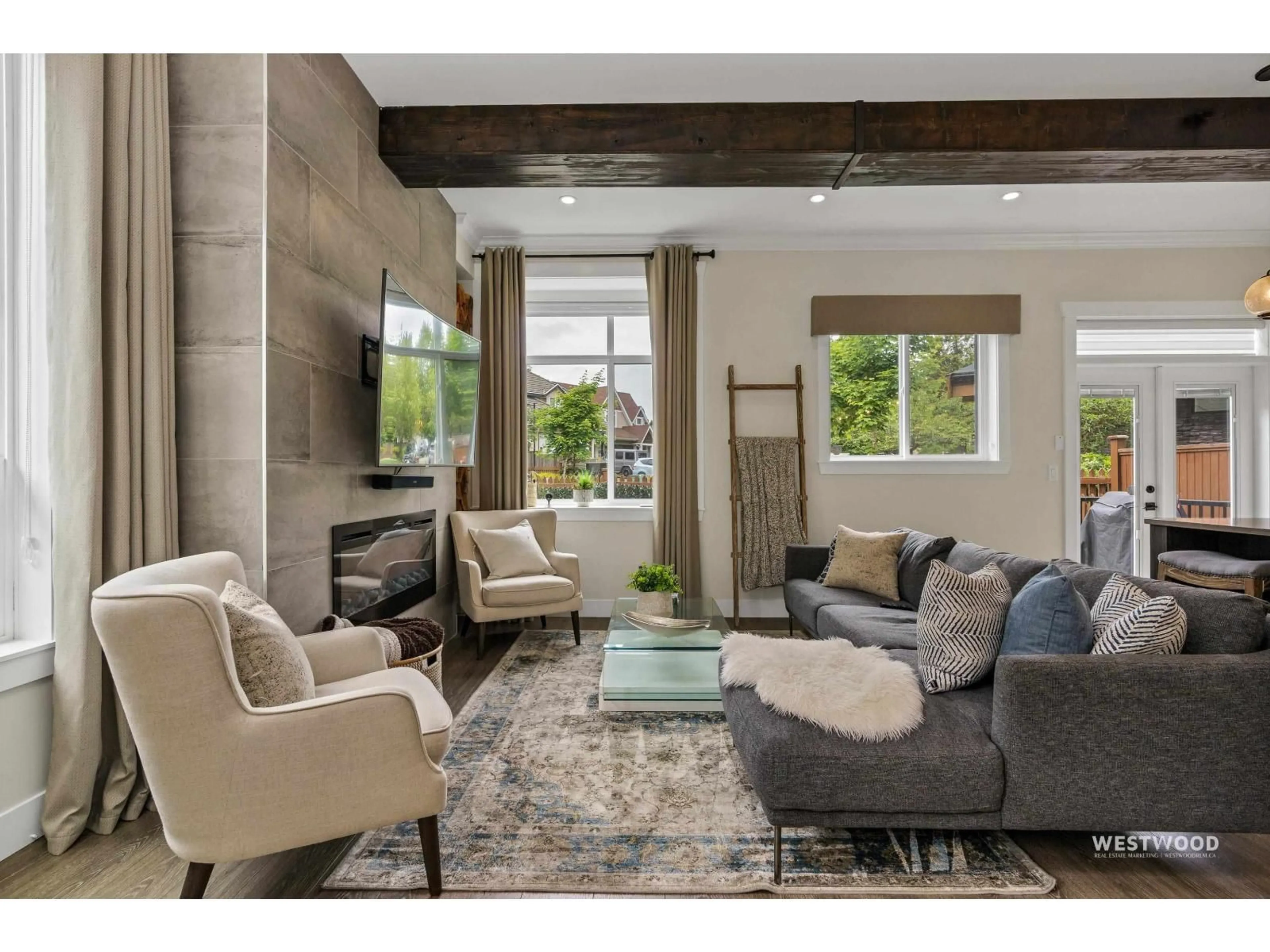 Living room with furniture, unknown for 18 - 1454 162B STREET, Surrey British Columbia V4A9W9