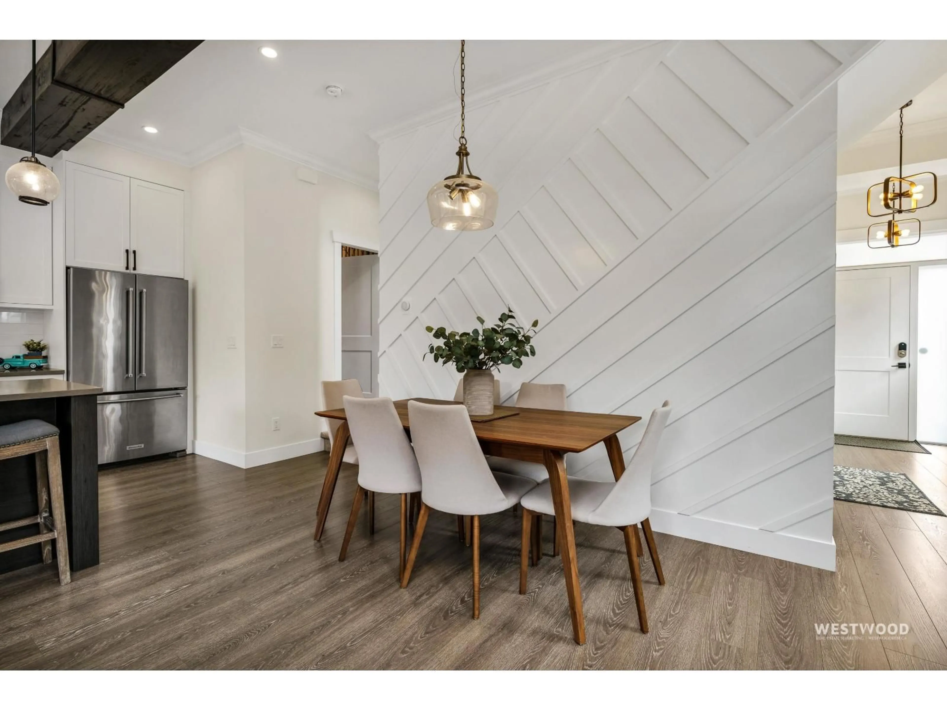 Dining room, wood/laminate floor for 18 - 1454 162B STREET, Surrey British Columbia V4A9W9