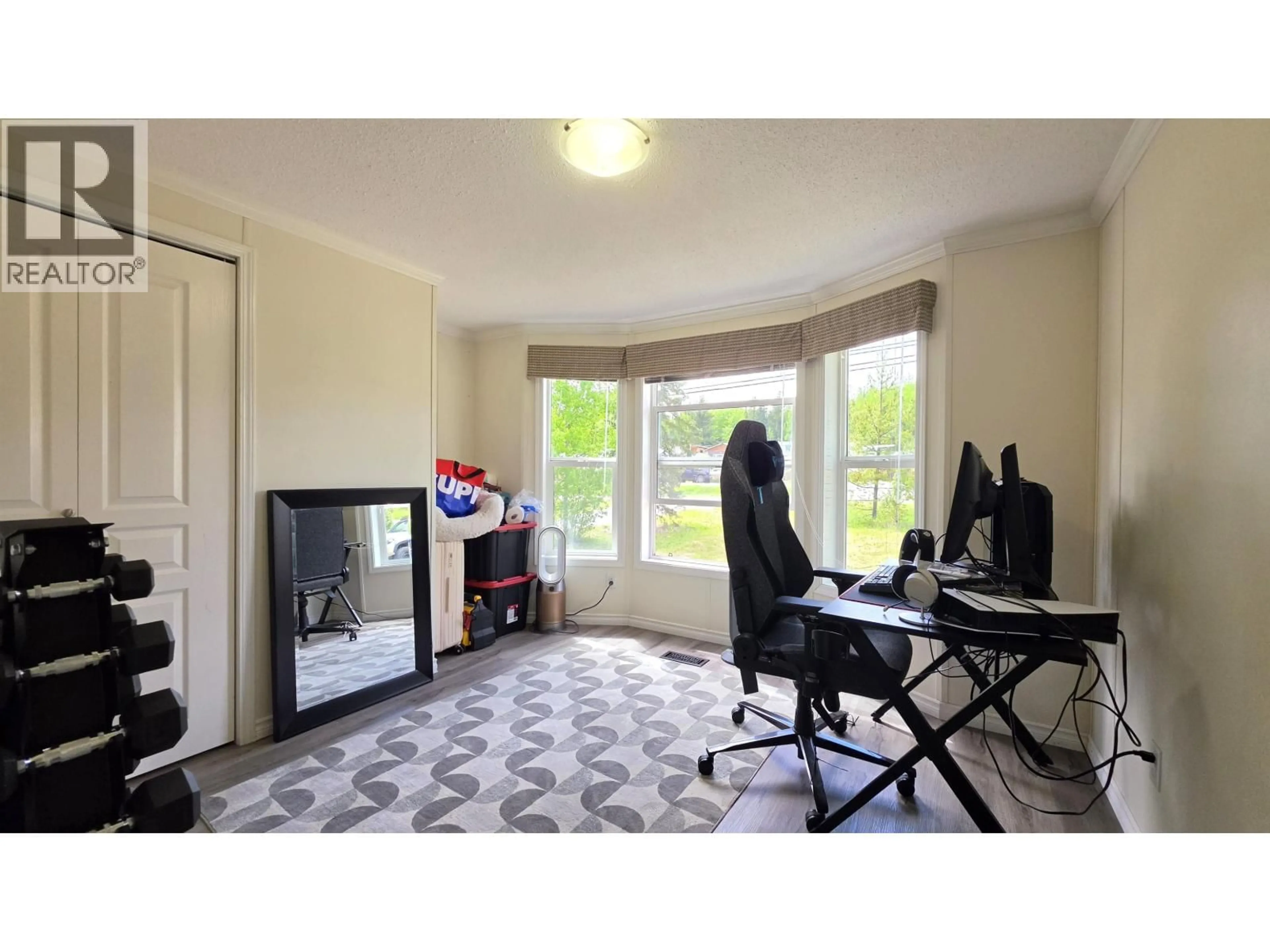 A pic of a room for 326 BLACKBURN ROAD, Prince George British Columbia V2N6G1