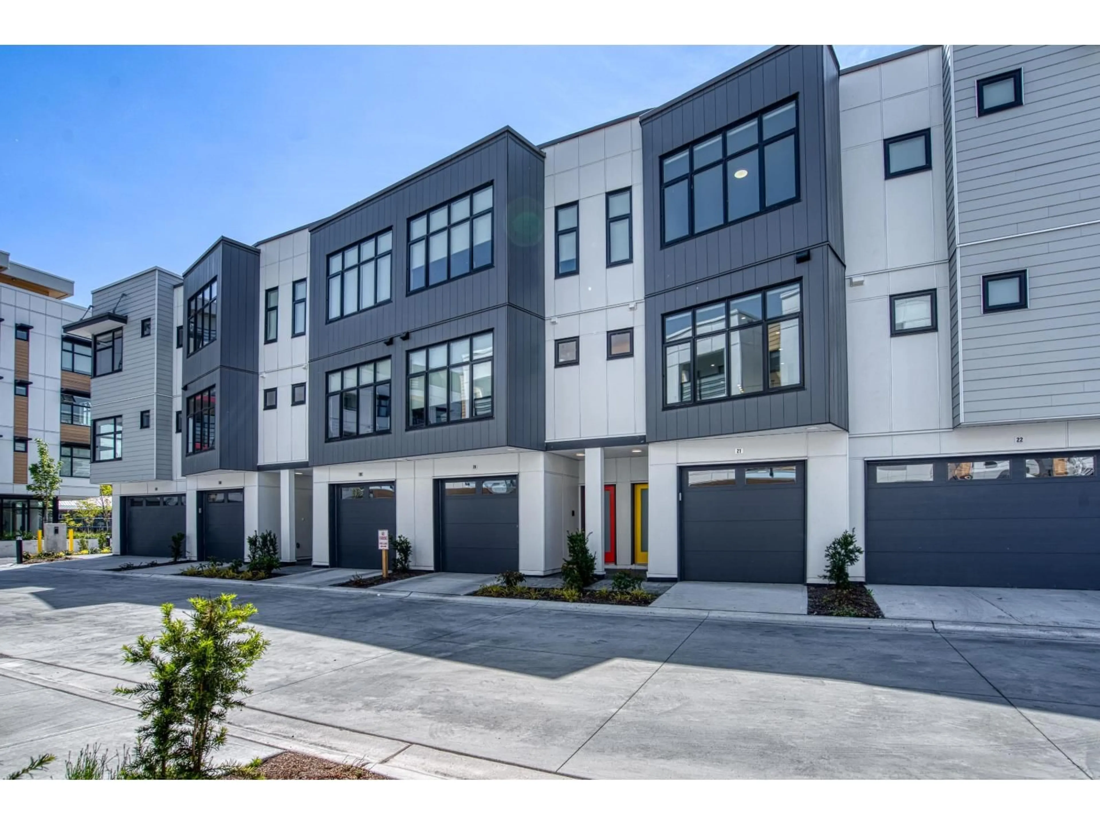 Unknown for 21 - 177 175A STREET, Surrey British Columbia V3Z1L1