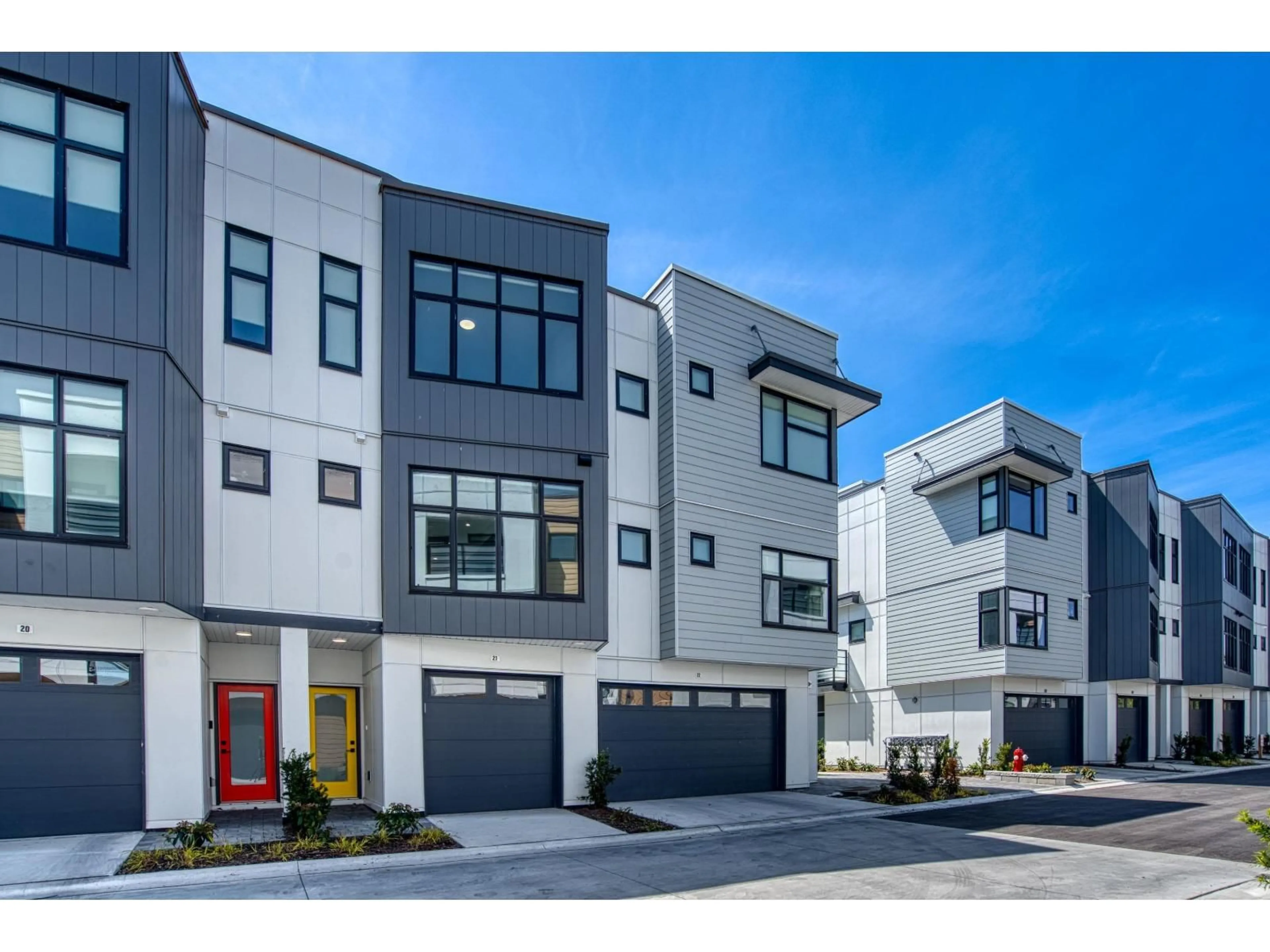 Unknown for 21 - 177 175A STREET, Surrey British Columbia V3Z1L1